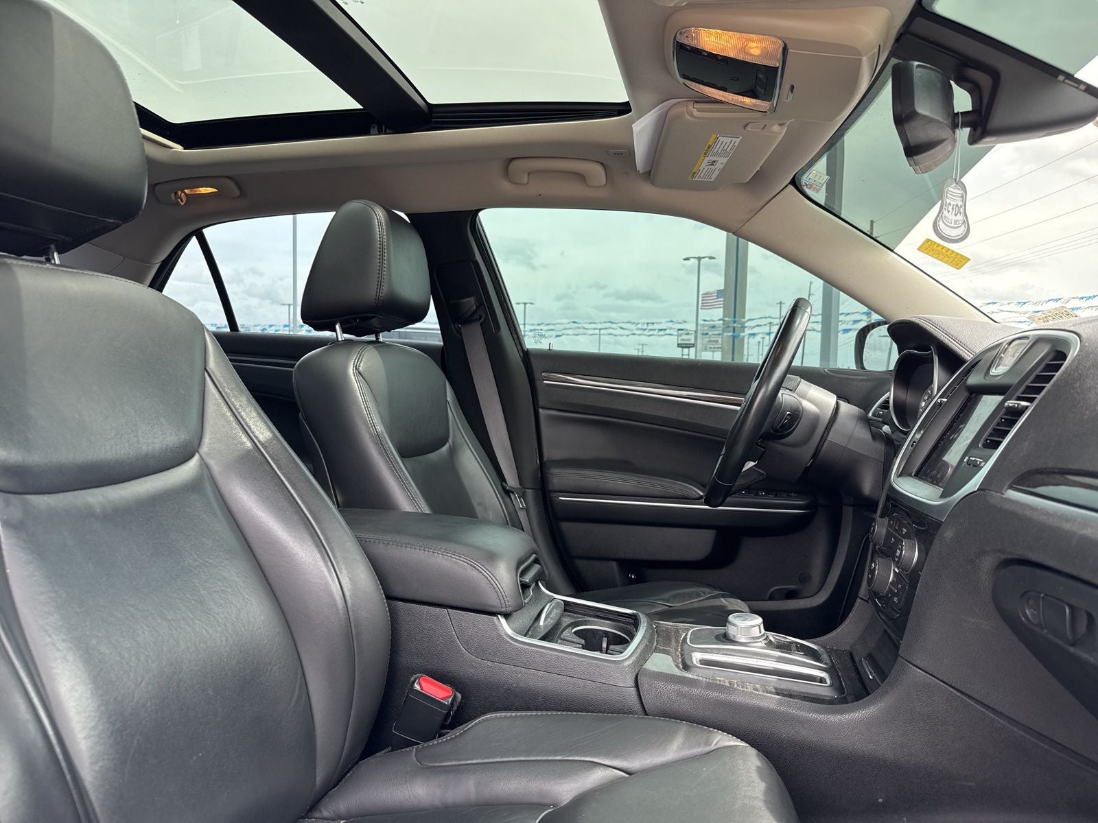 2018 Chrysler 300 Base