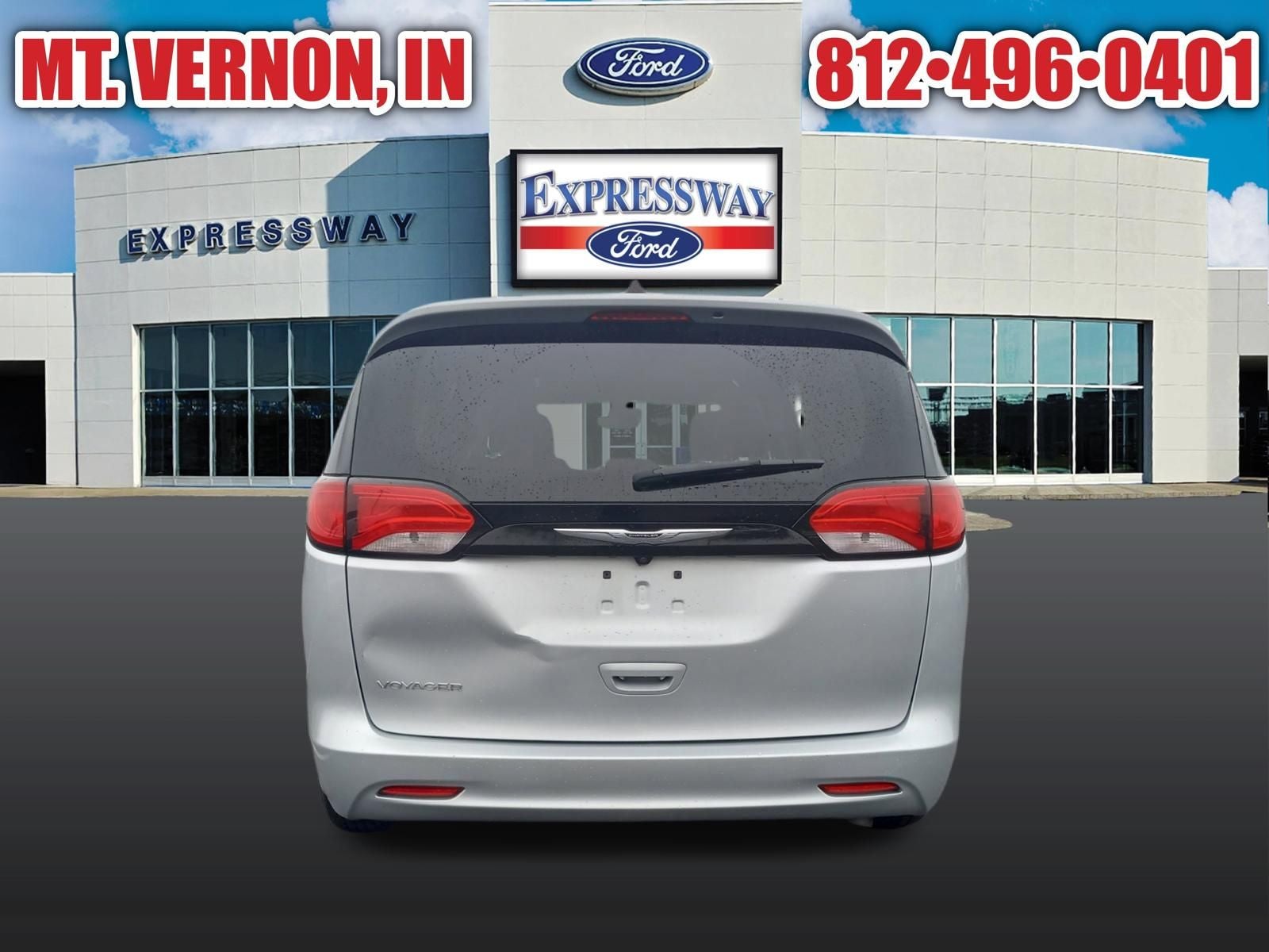 2023 Chrysler Voyager LX