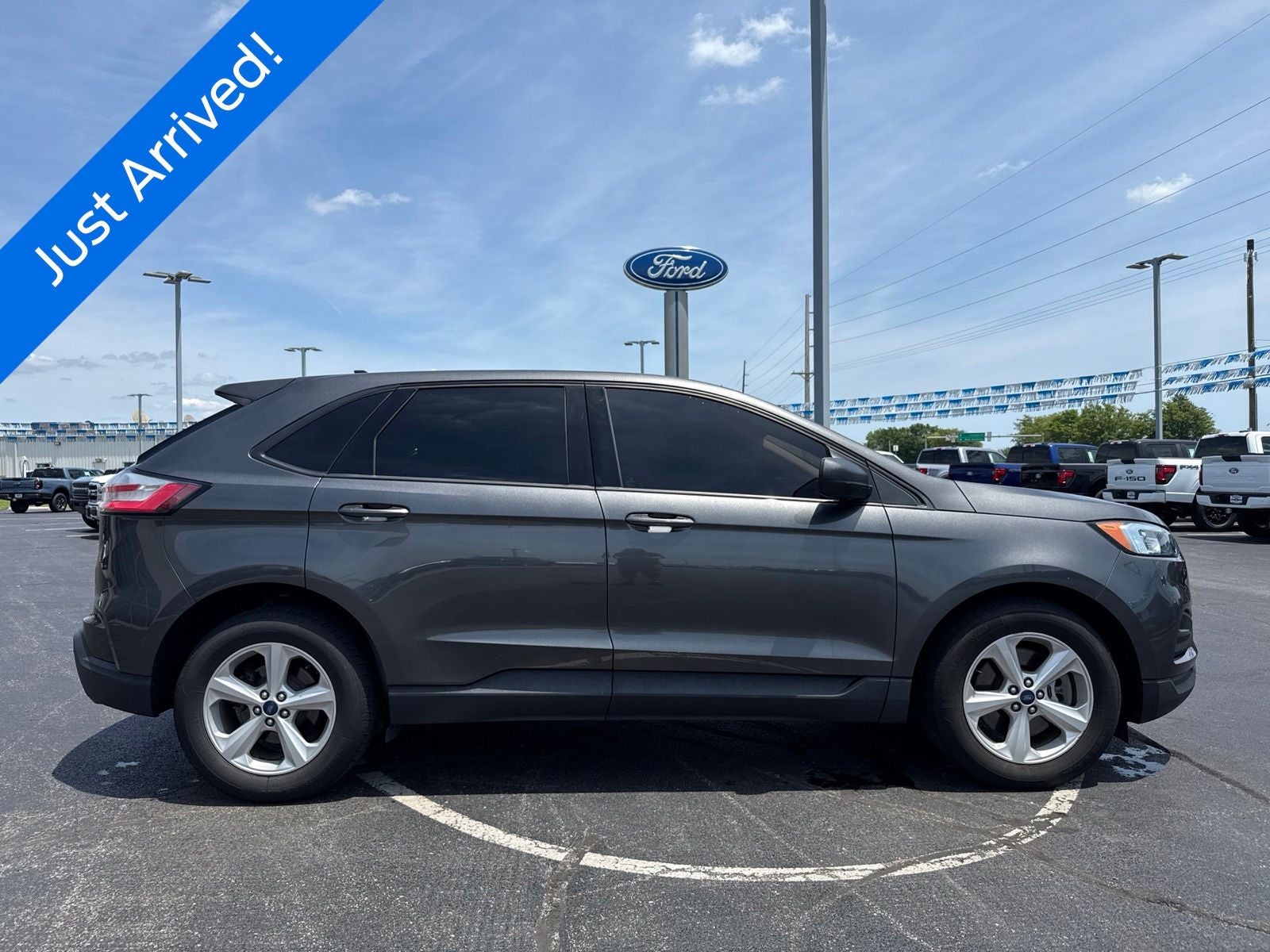 2020 Ford Edge SE