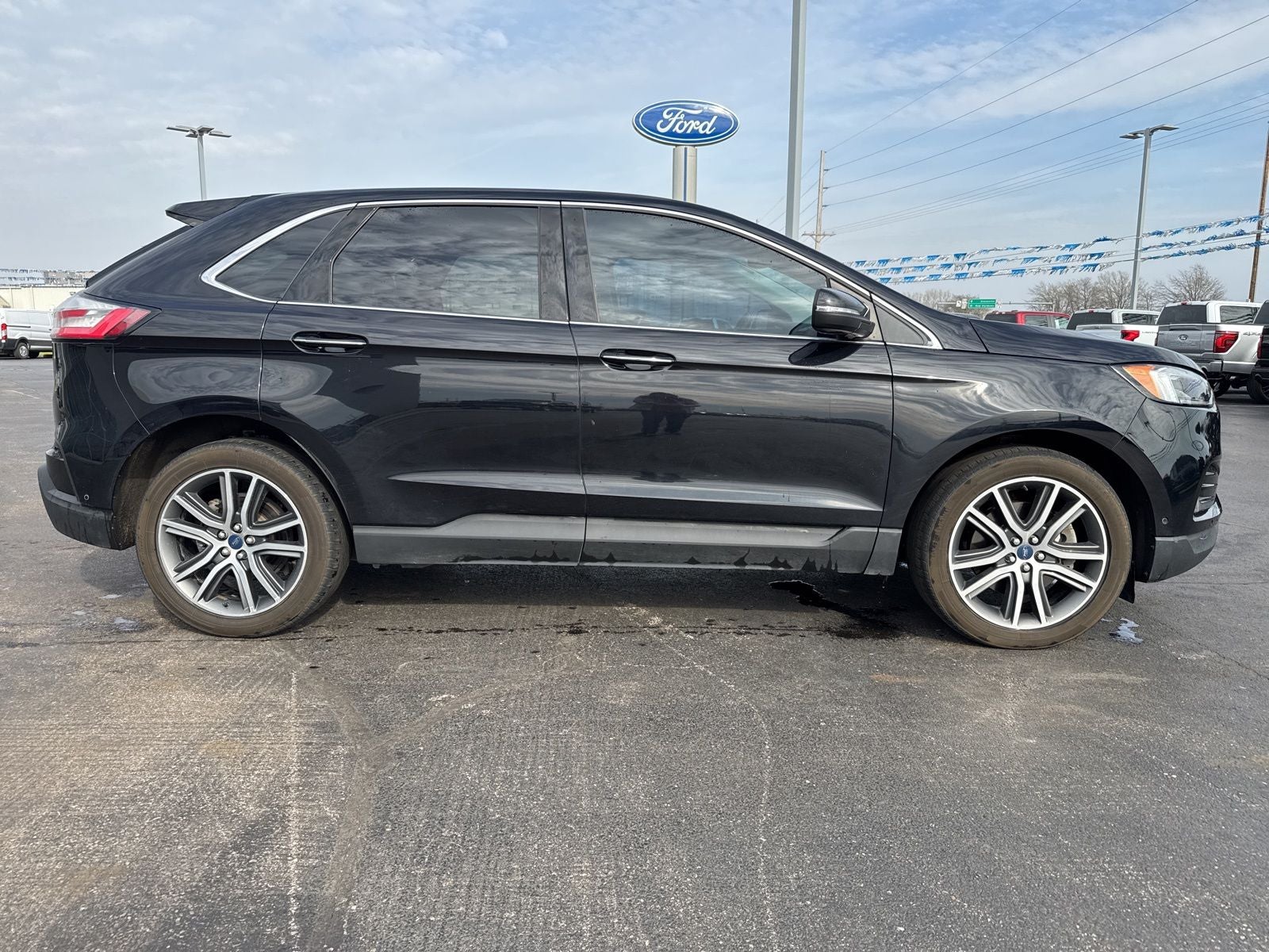 2019 Ford Edge Titanium