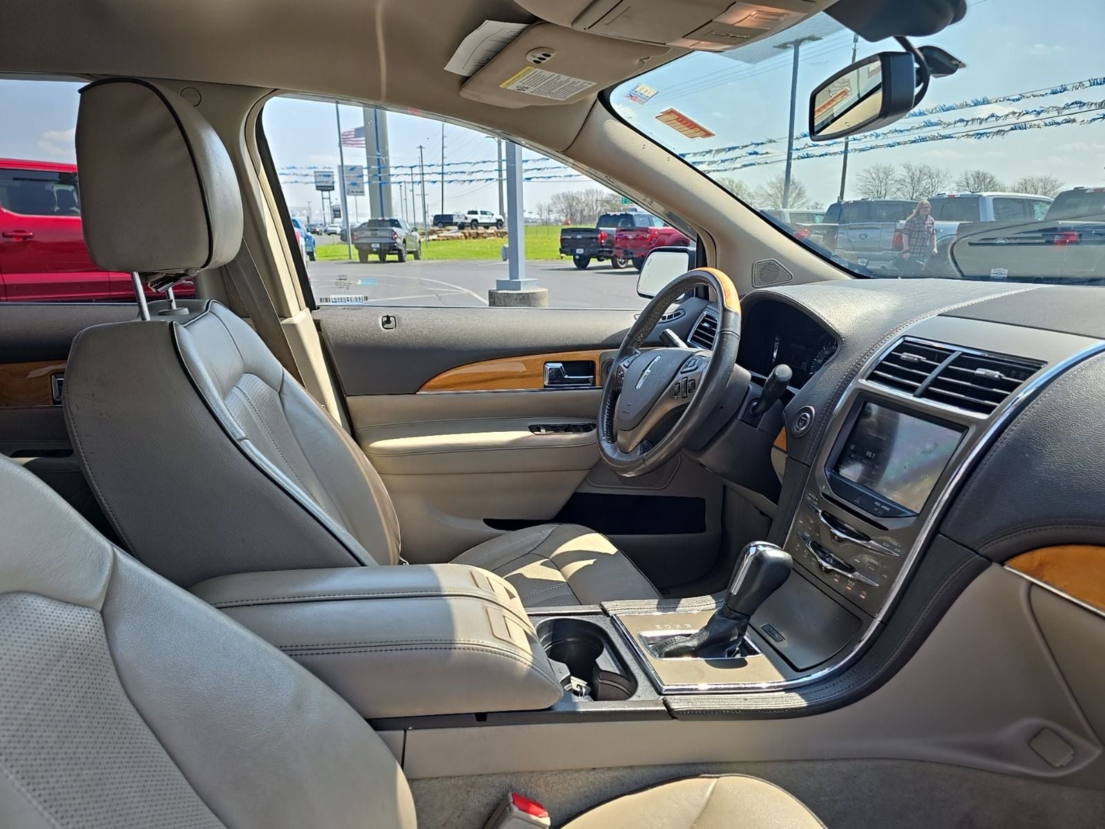 2012 Lincoln MKX Base