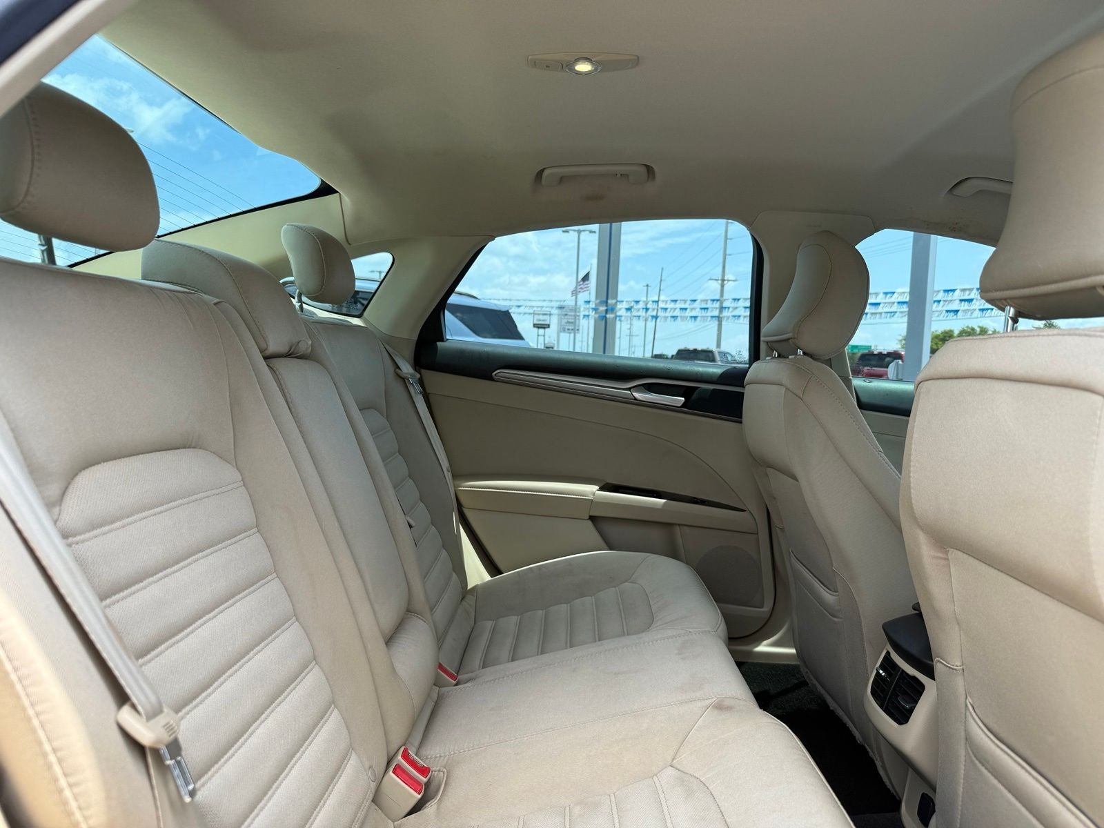 2015 Ford Fusion SE
