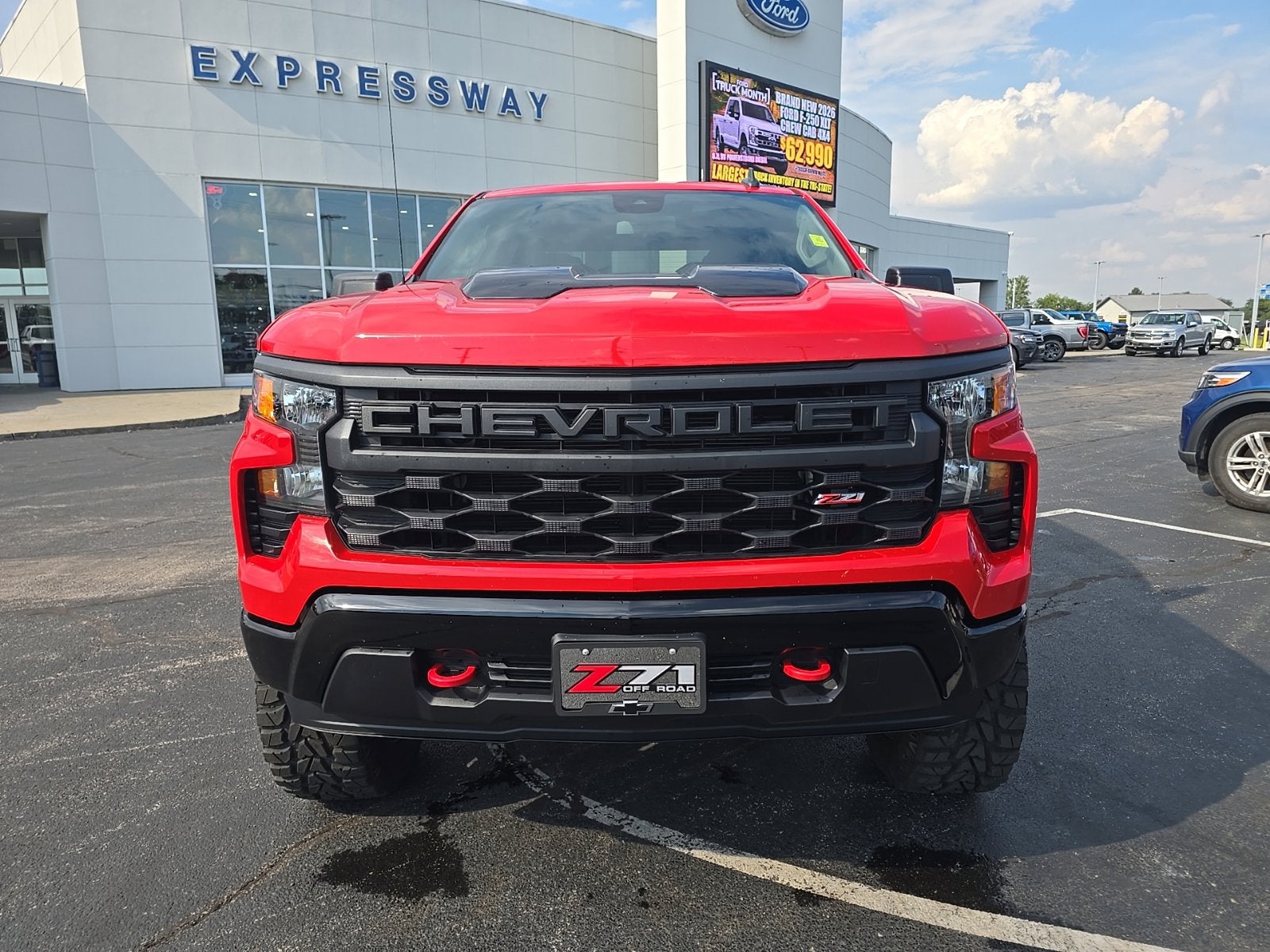 2022 Chevrolet Silverado 1500 Custom Trail Boss