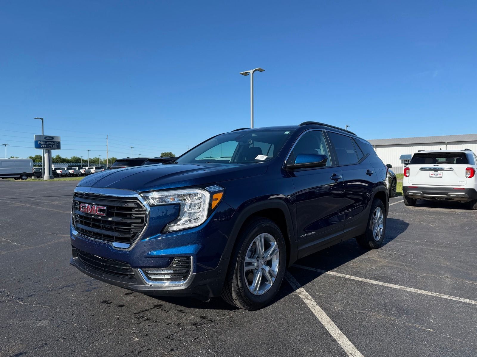 2022 GMC Terrain SLE