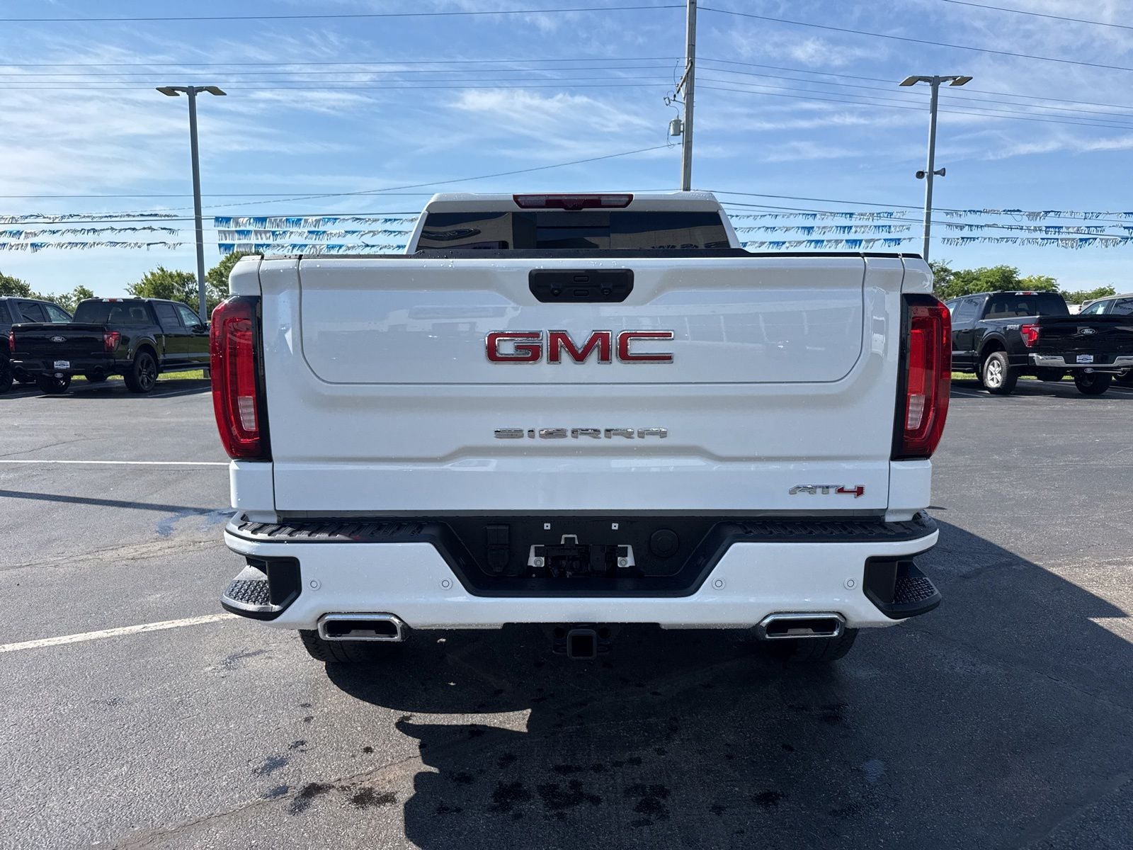 2025 GMC Sierra 1500 AT4