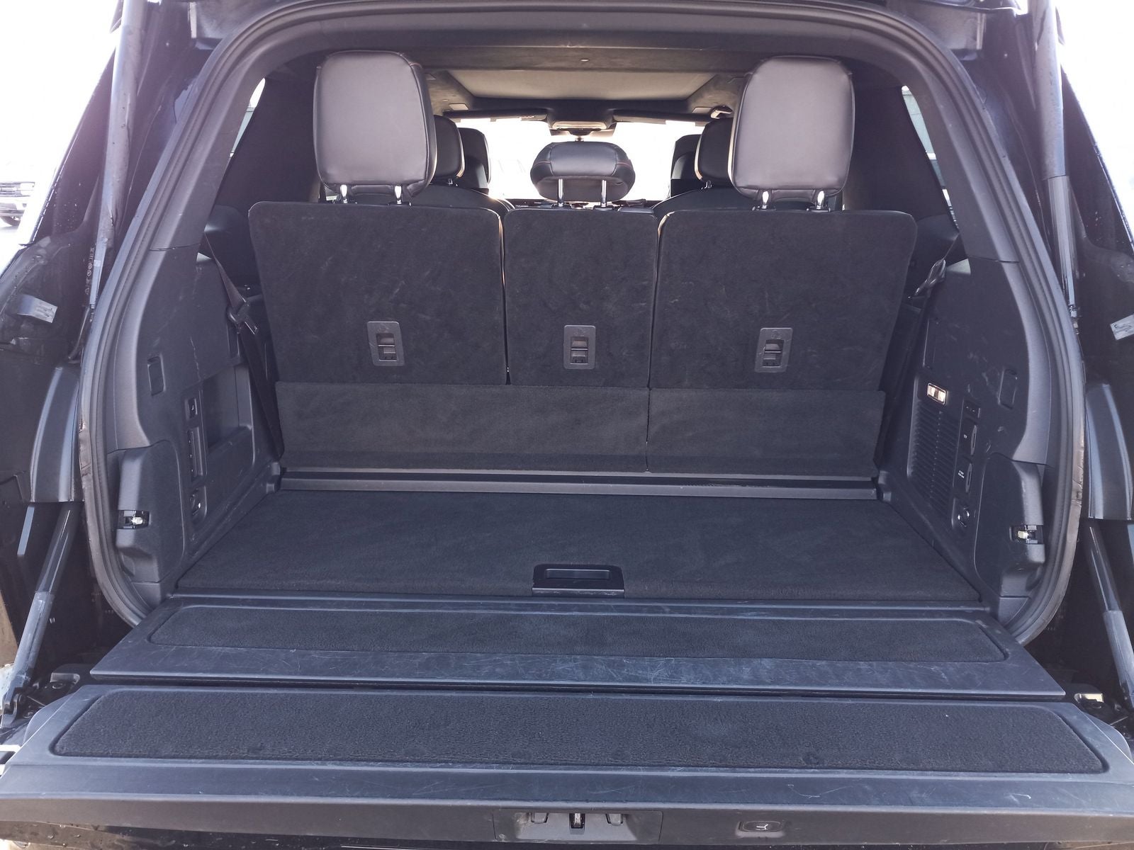 2025 Lincoln Navigator Black Label