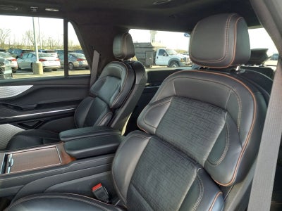 2025 Lincoln Navigator Black Label