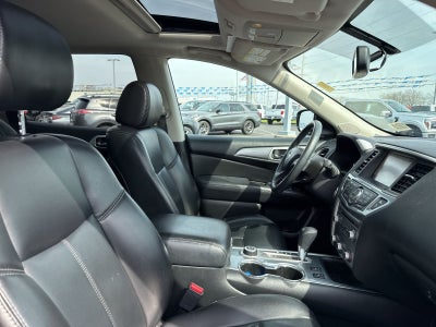 2017 Nissan Pathfinder SL