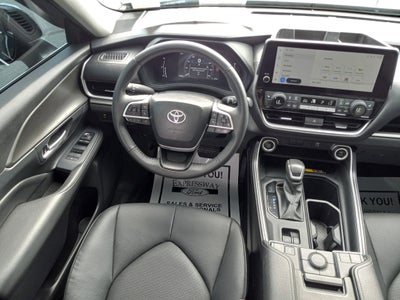 2024 Toyota Grand Highlander Base