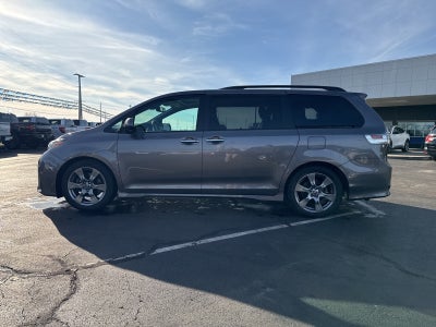 2018 Toyota Sienna L