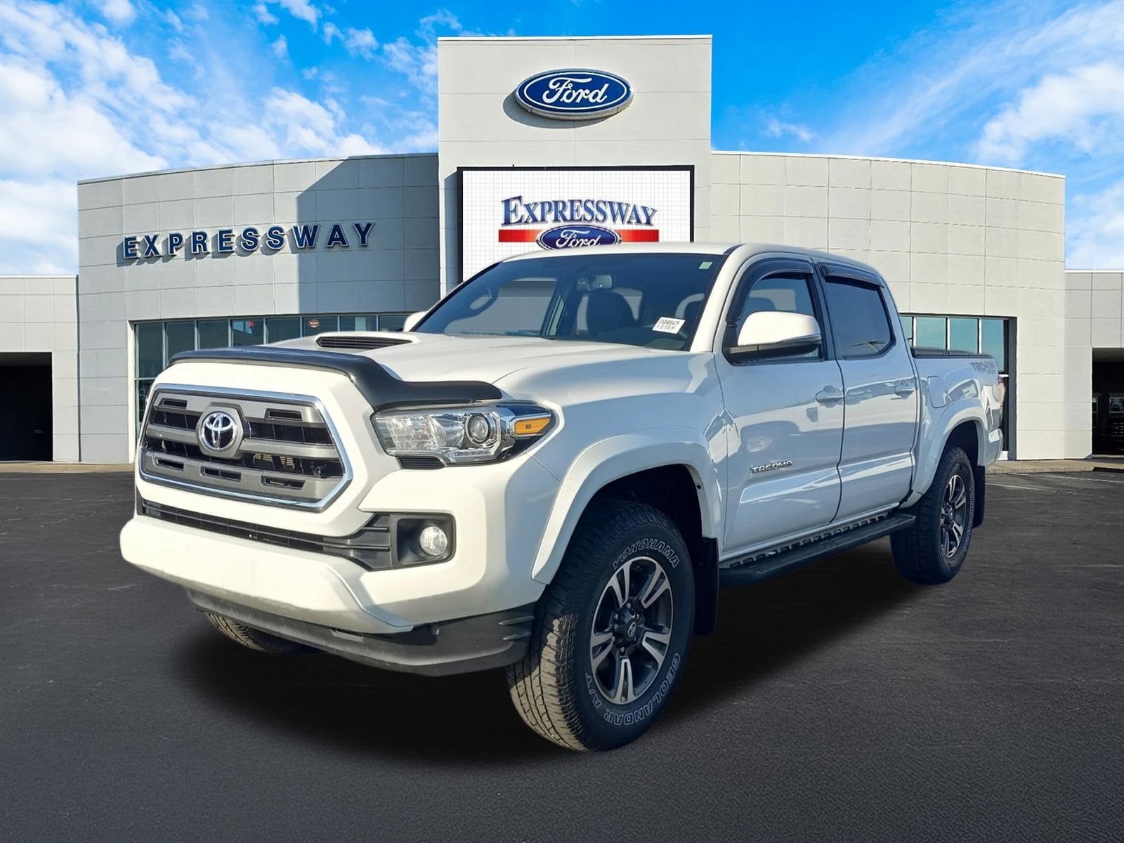 2016 Toyota Tacoma TRD Sport