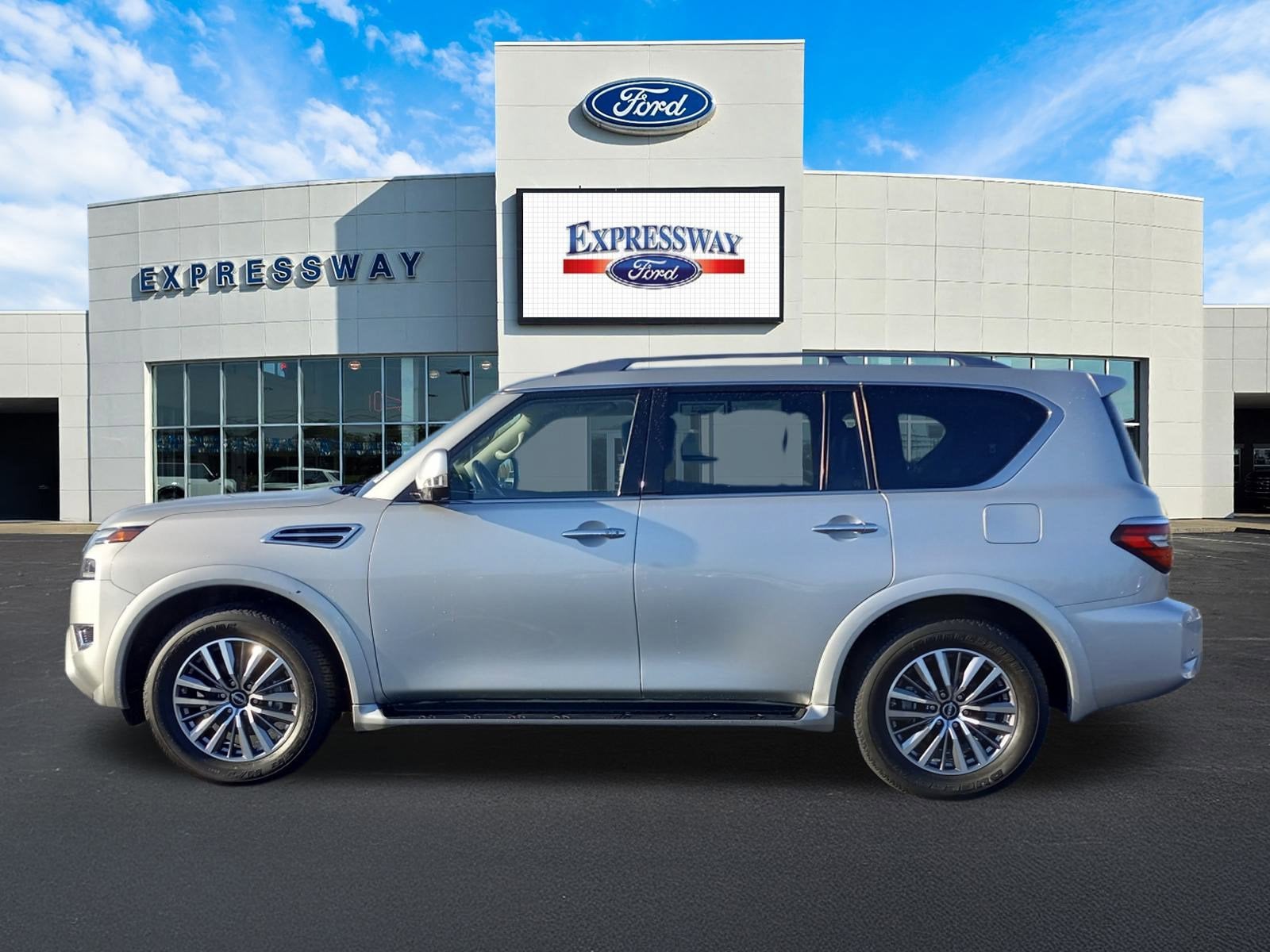2023 Nissan Armada SL