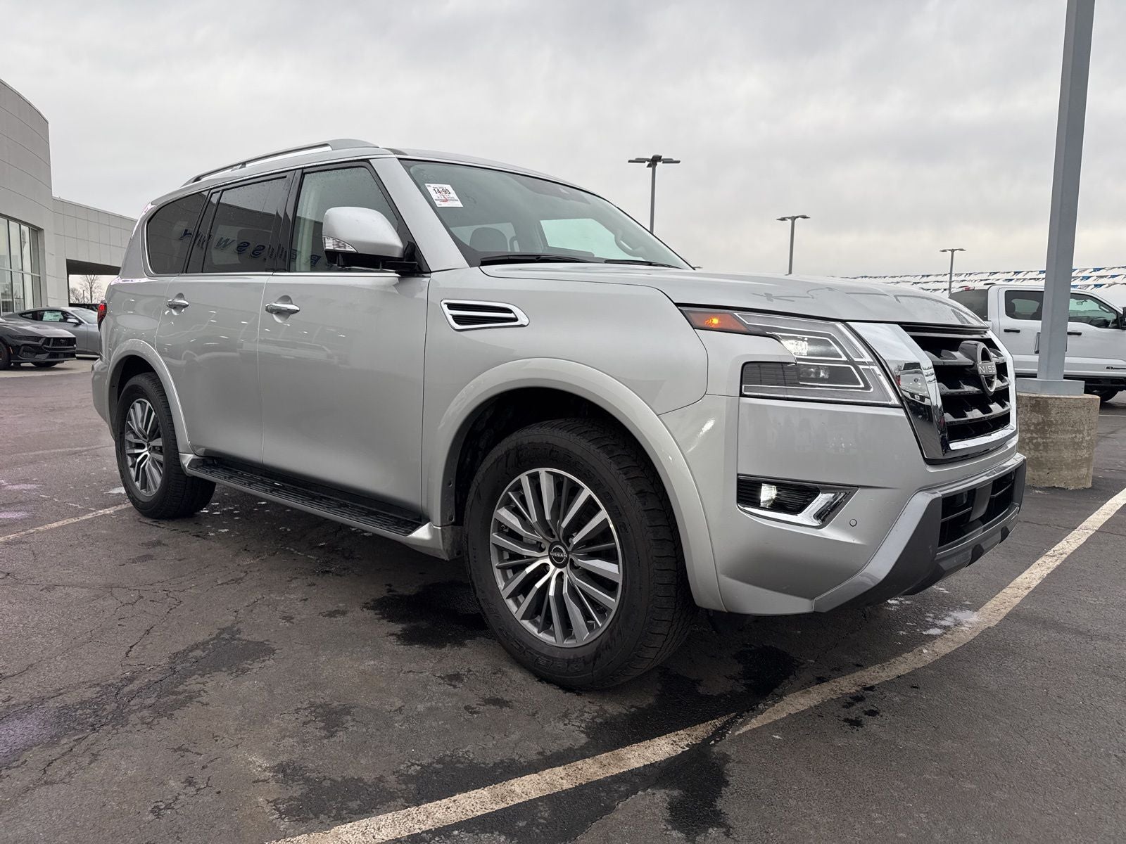 2024 Nissan Armada SL
