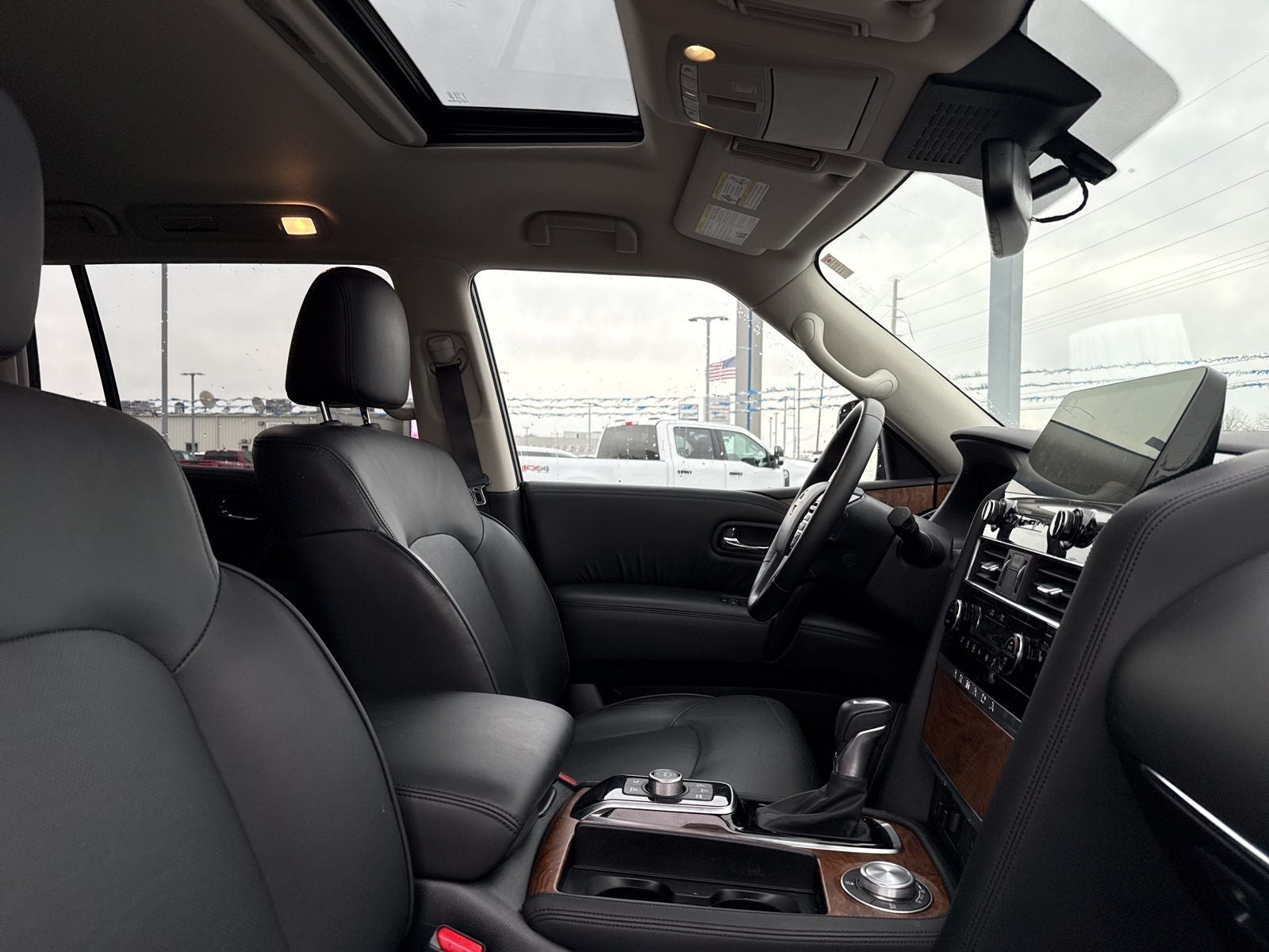 2024 Nissan Armada SL