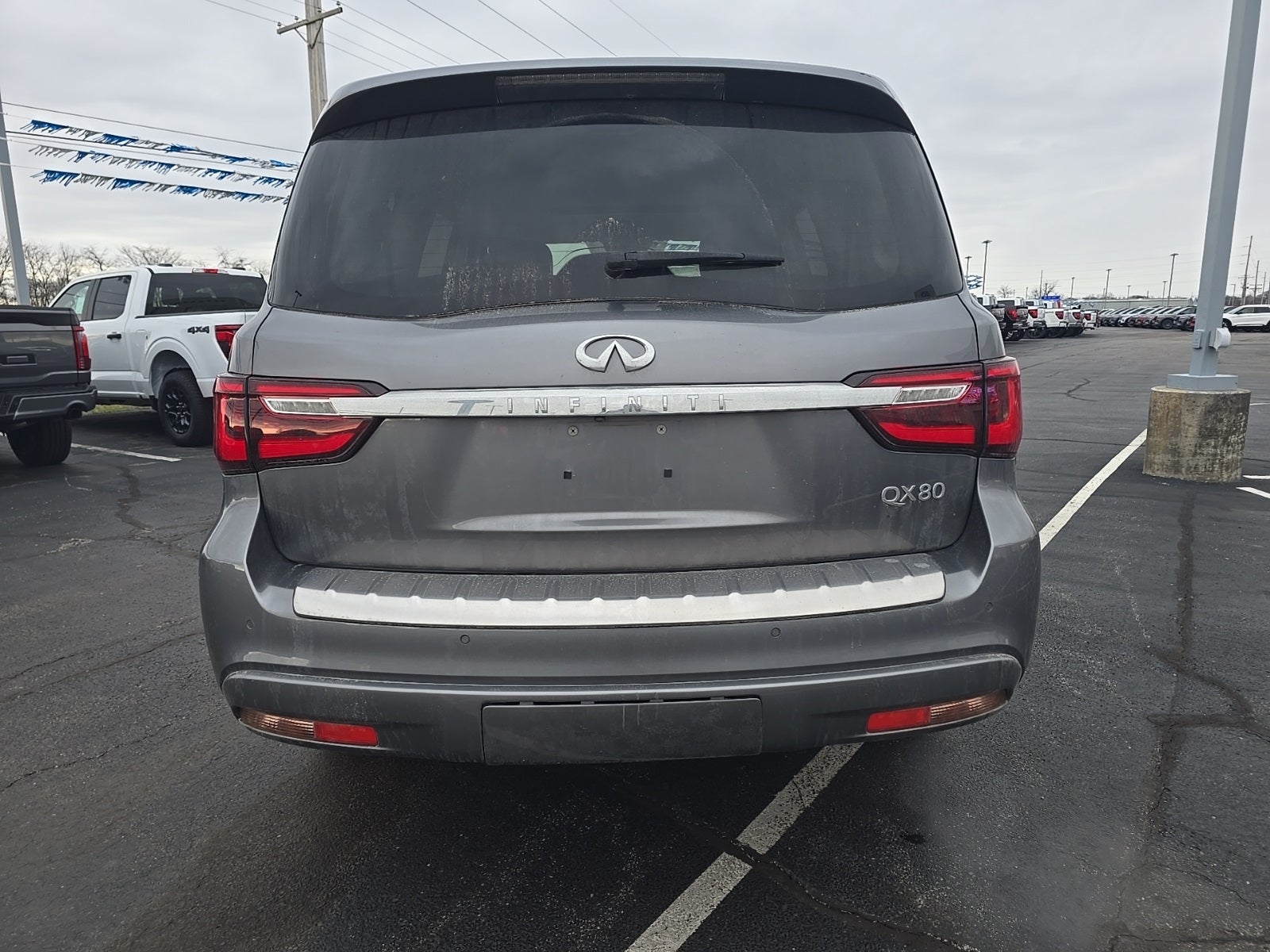 2020 INFINITI QX80 LUXE