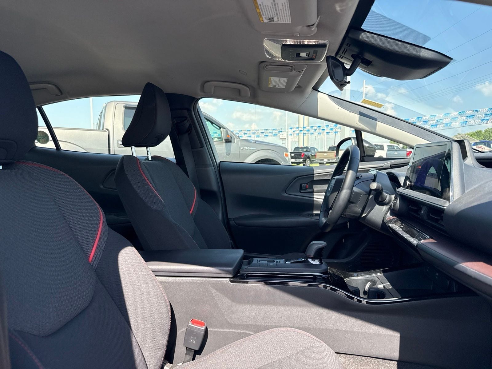 2024 Toyota Prius Prime SE