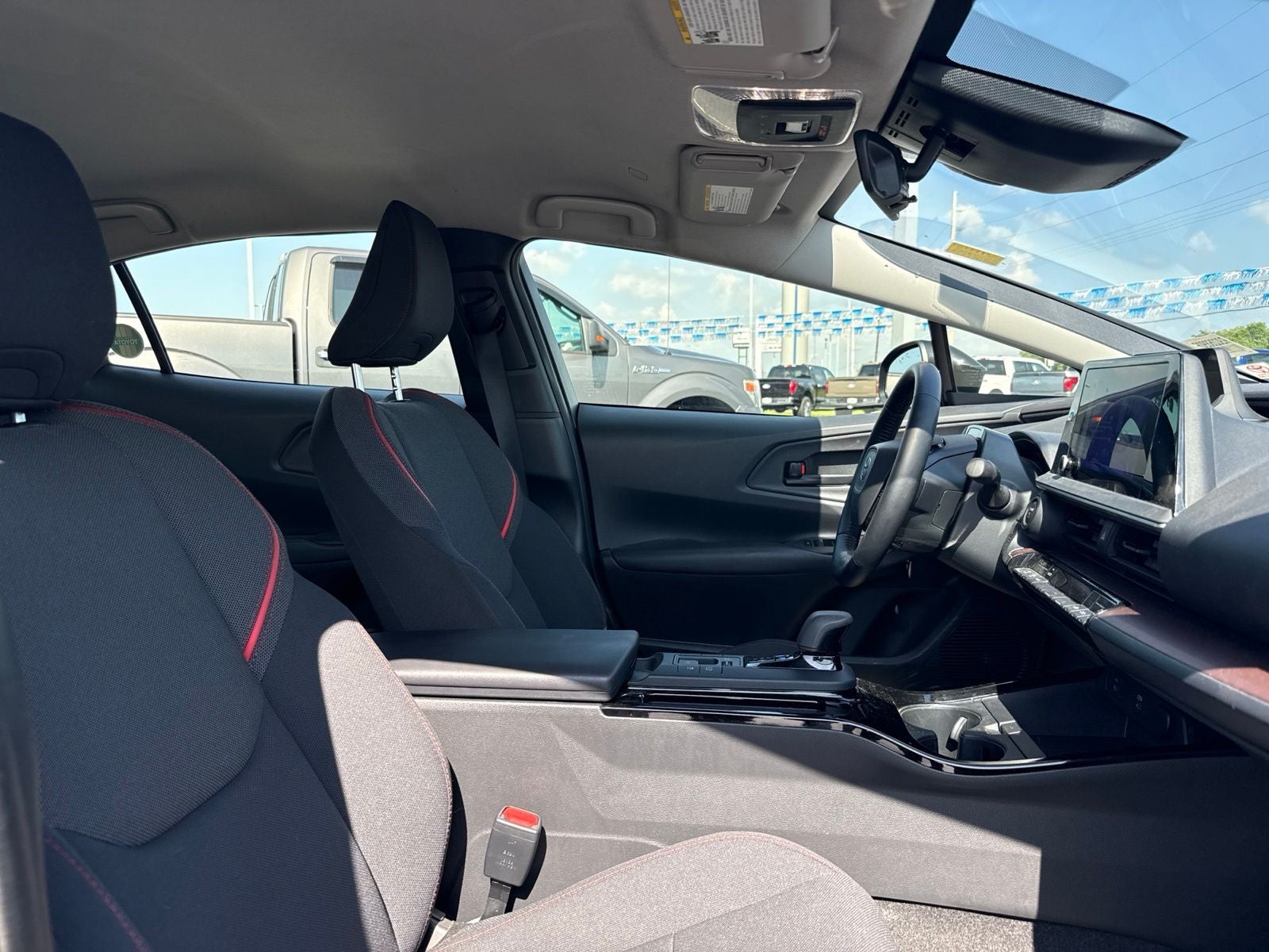 2024 Toyota Prius Prime SE