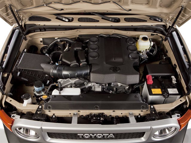 2010 Toyota FJ Cruiser Base Trail Teams