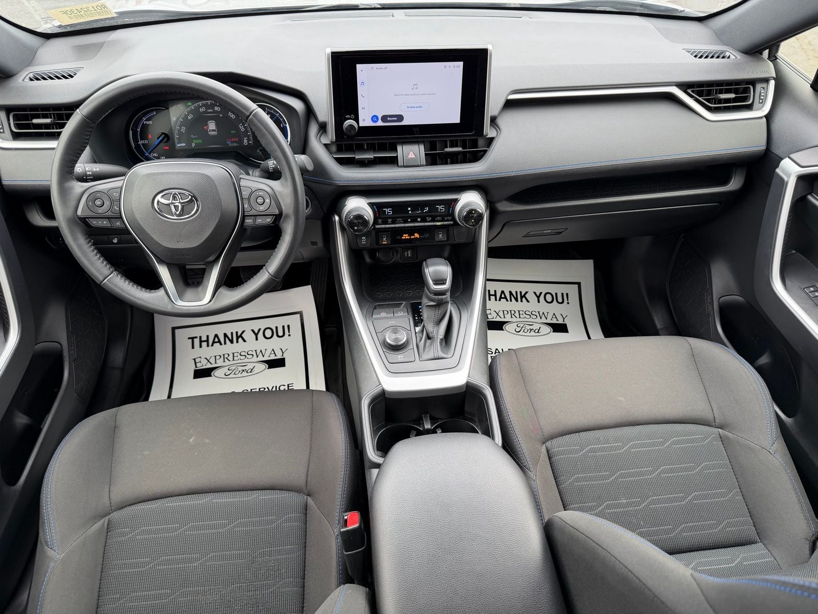 2024 Toyota RAV4 Hybrid SE