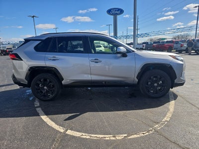 2024 Toyota RAV4 Hybrid SE