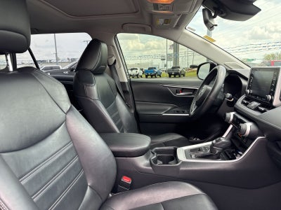 2019 Toyota RAV4 XLE Premium