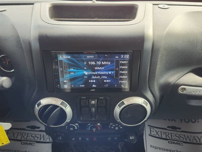 2012 Jeep Wrangler Unlimited Sahara