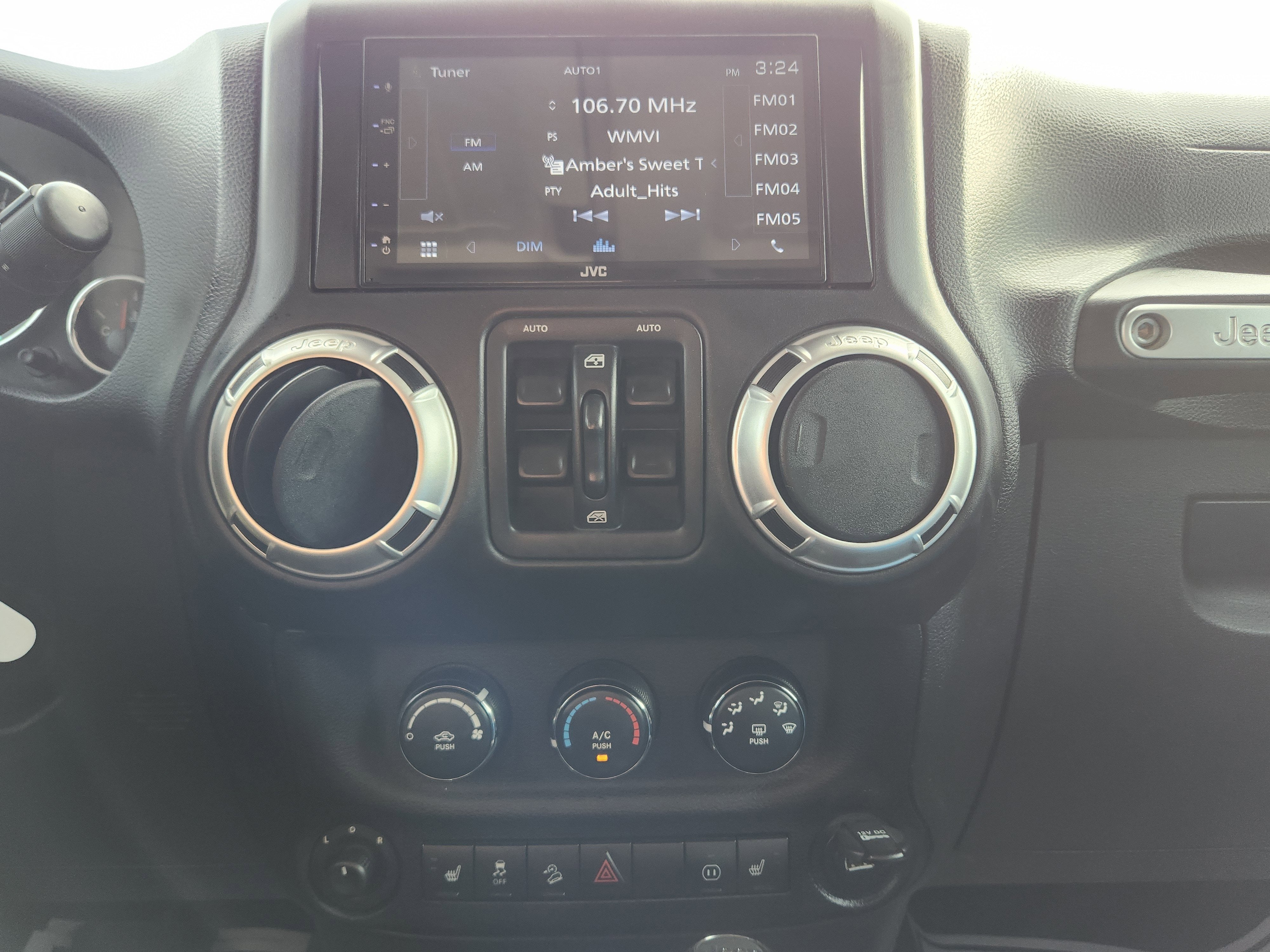 2012 Jeep Wrangler Unlimited Sahara