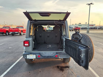 2020 Jeep Wrangler Unlimited Sahara 4x4