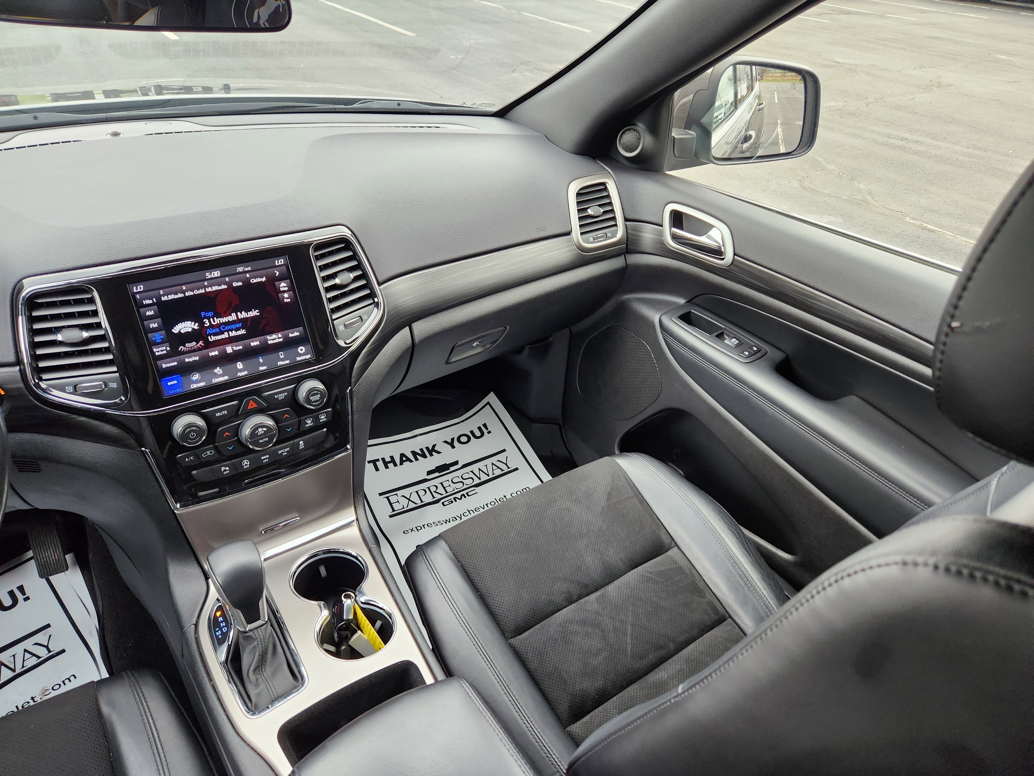 2021 Jeep Grand Cherokee Laredo X 4x4