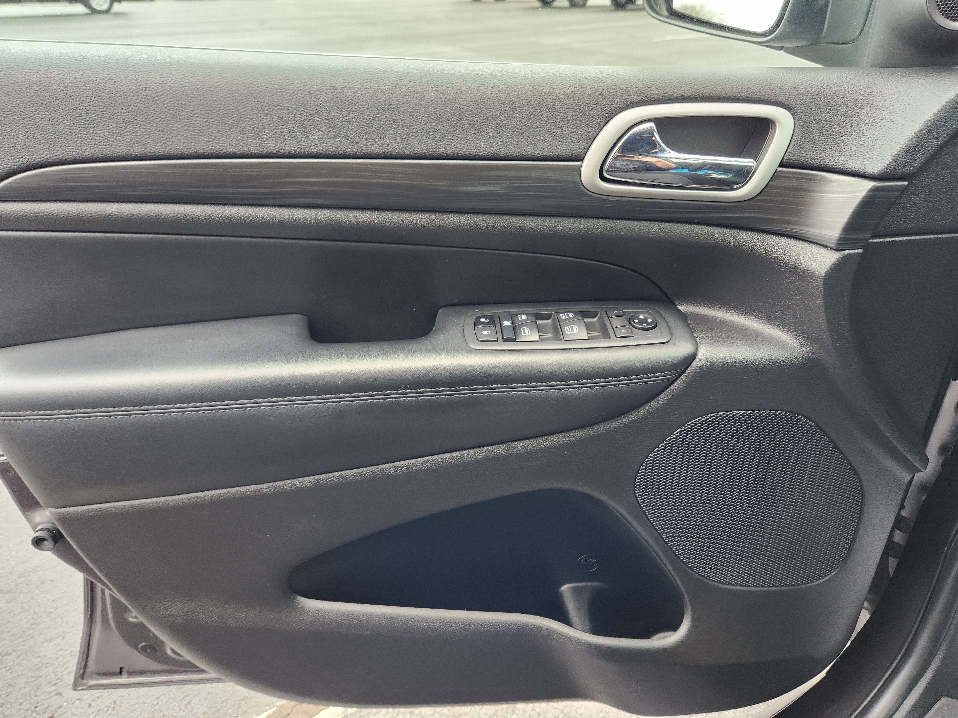 2021 Jeep Grand Cherokee Laredo X 4x4