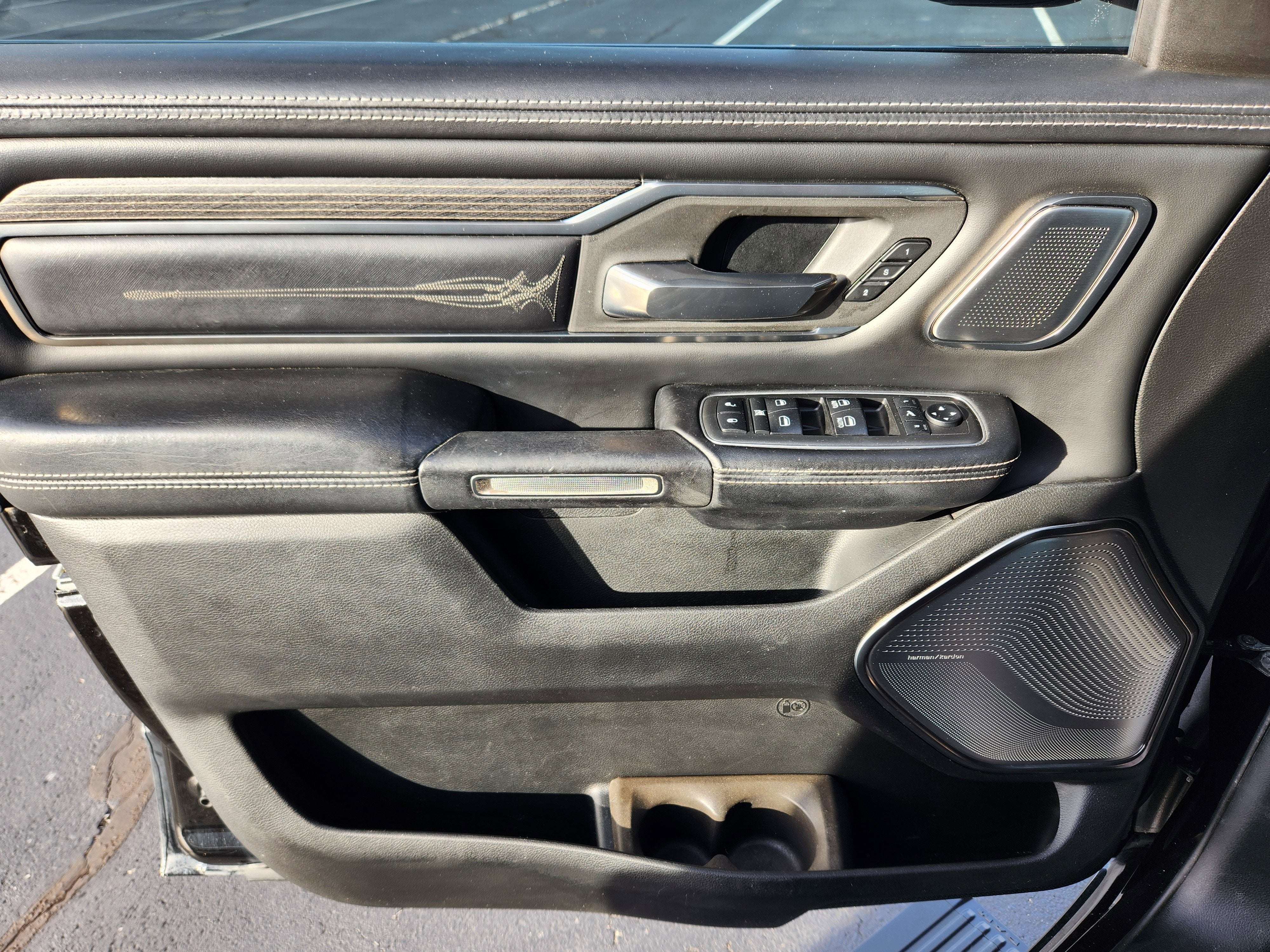 2019 RAM 1500 Limited Crew Cab 4x4 5'7" Box