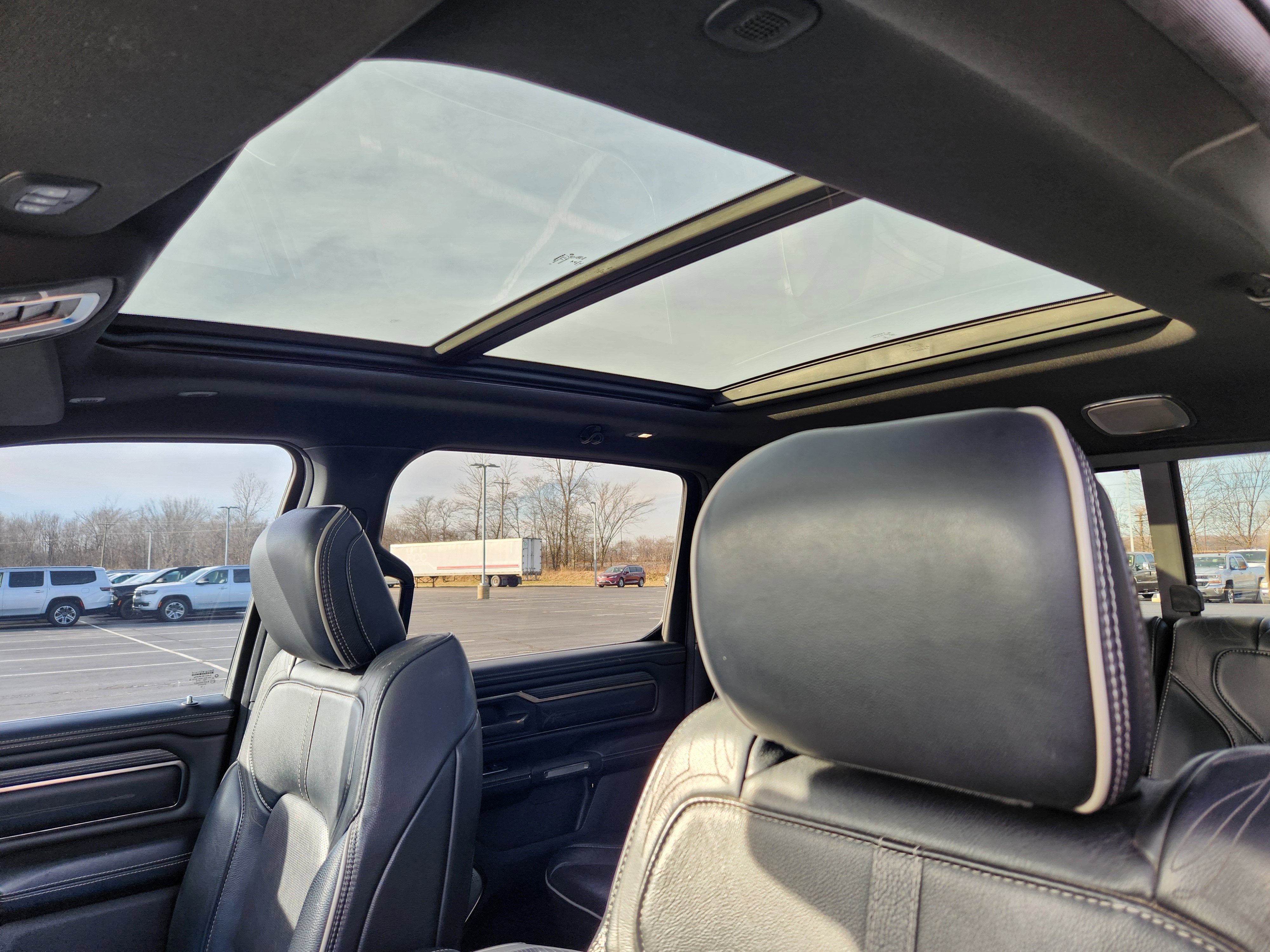 2019 RAM 1500 Limited Crew Cab 4x4 5'7" Box