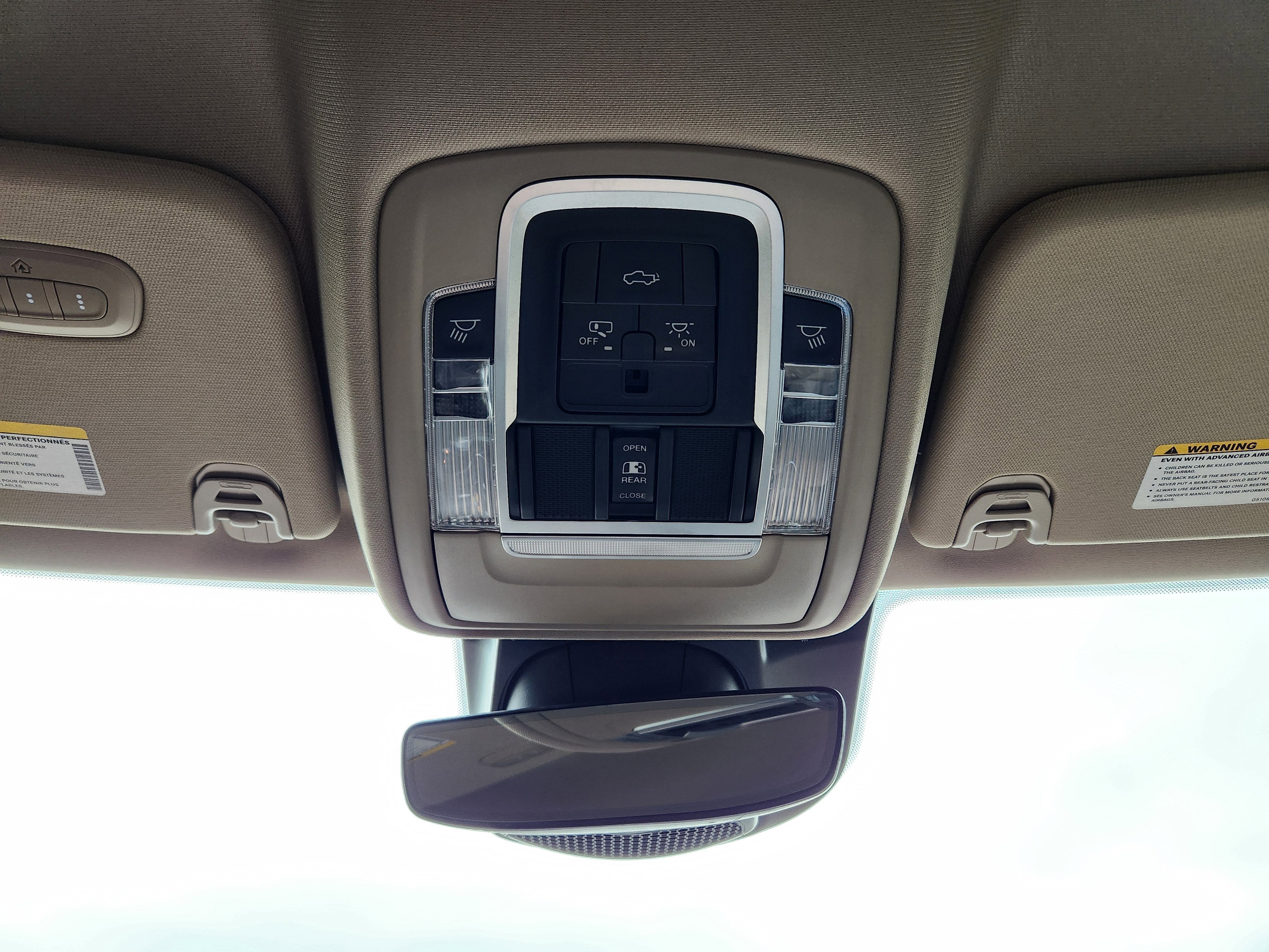 2021 RAM 1500 Laramie Crew Cab 4x4 5'7" Box