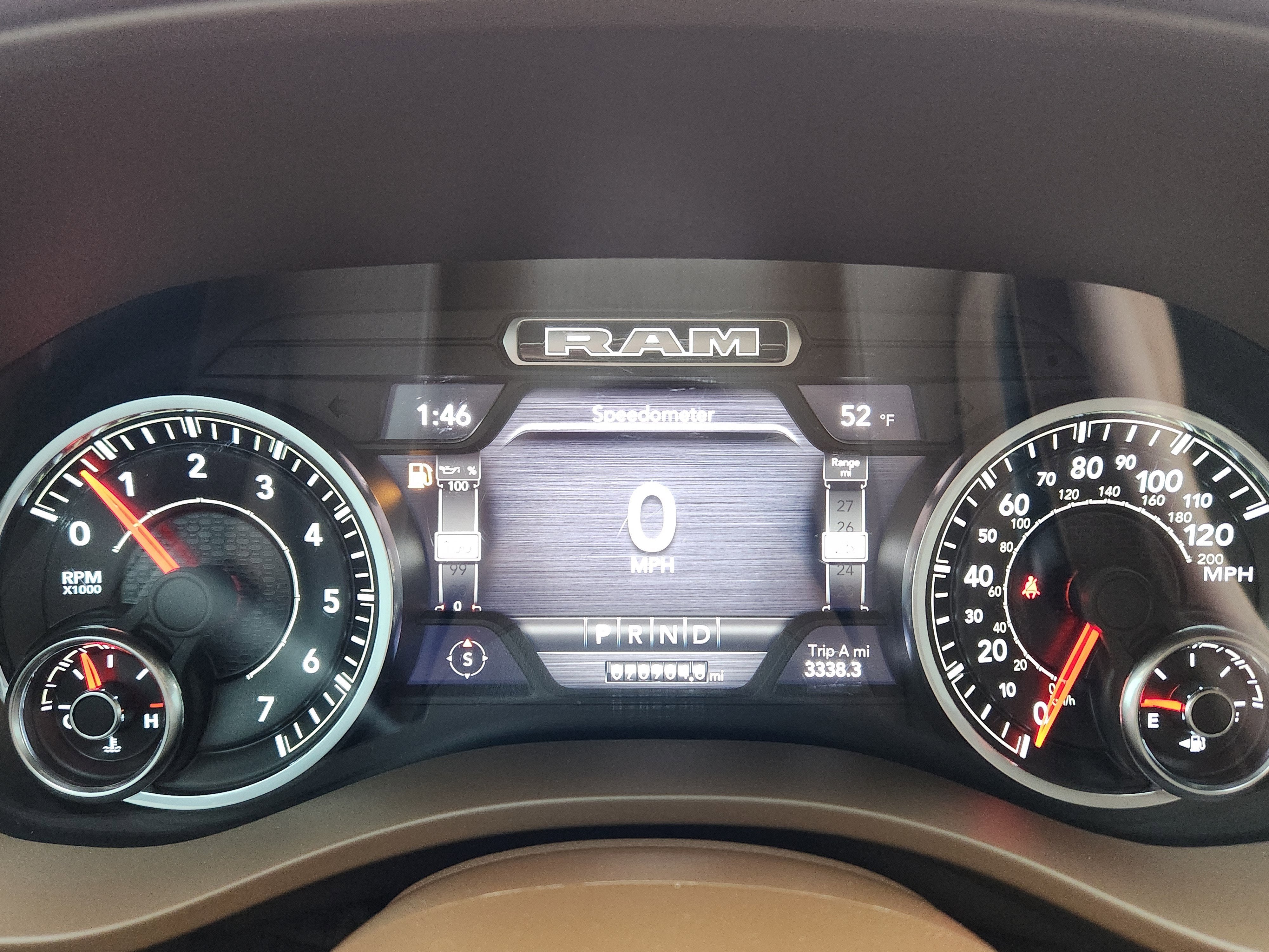 2021 RAM 1500 Laramie Crew Cab 4x4 5'7" Box