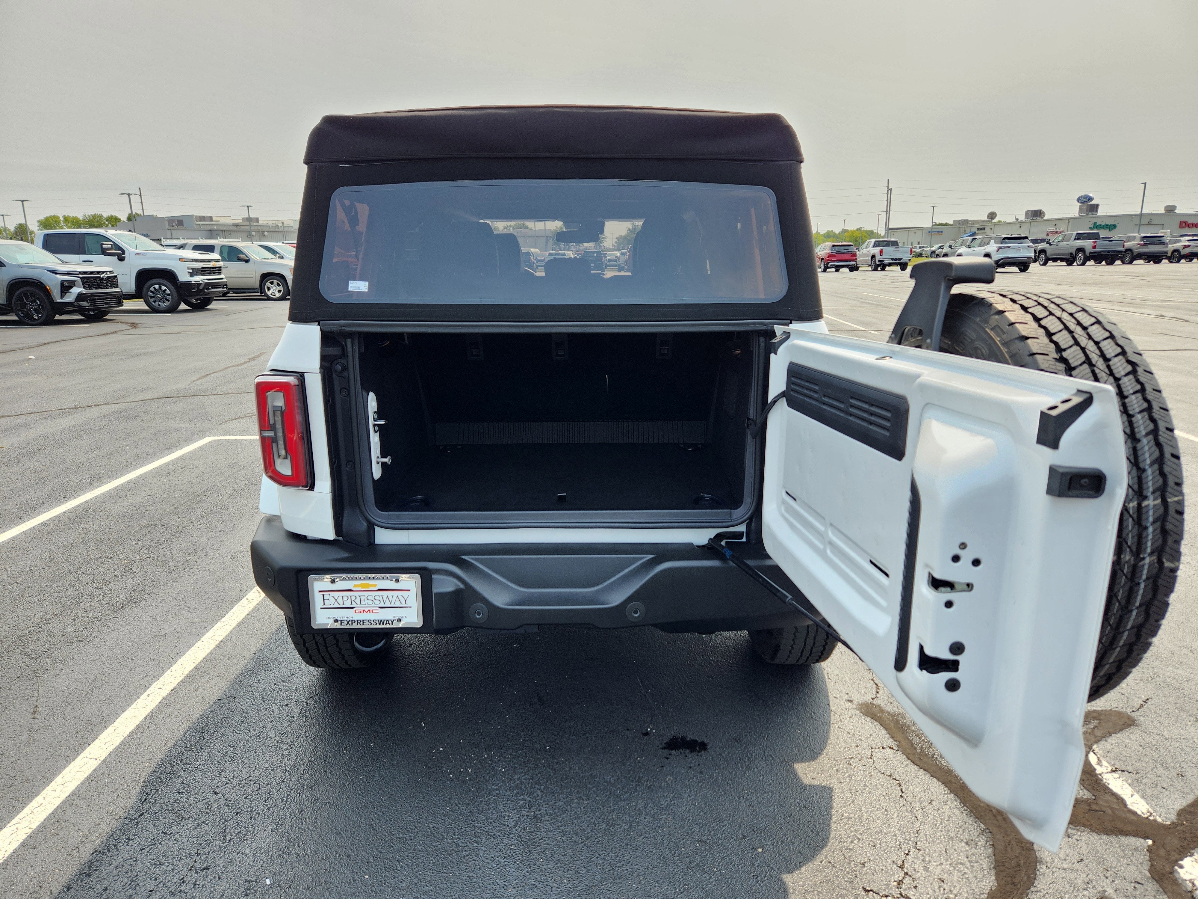 2024 Ford Bronco Outer Banks