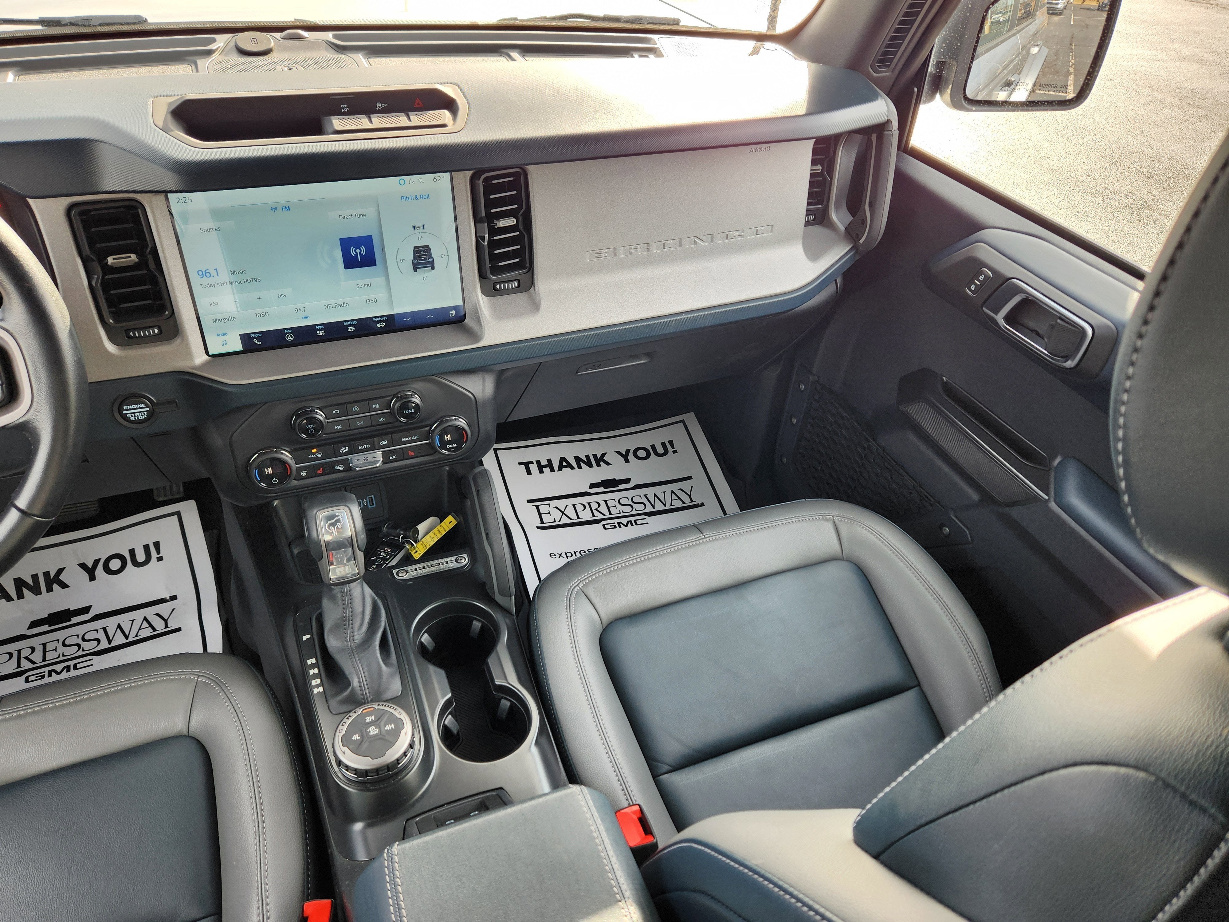 2024 Ford Bronco Outer Banks