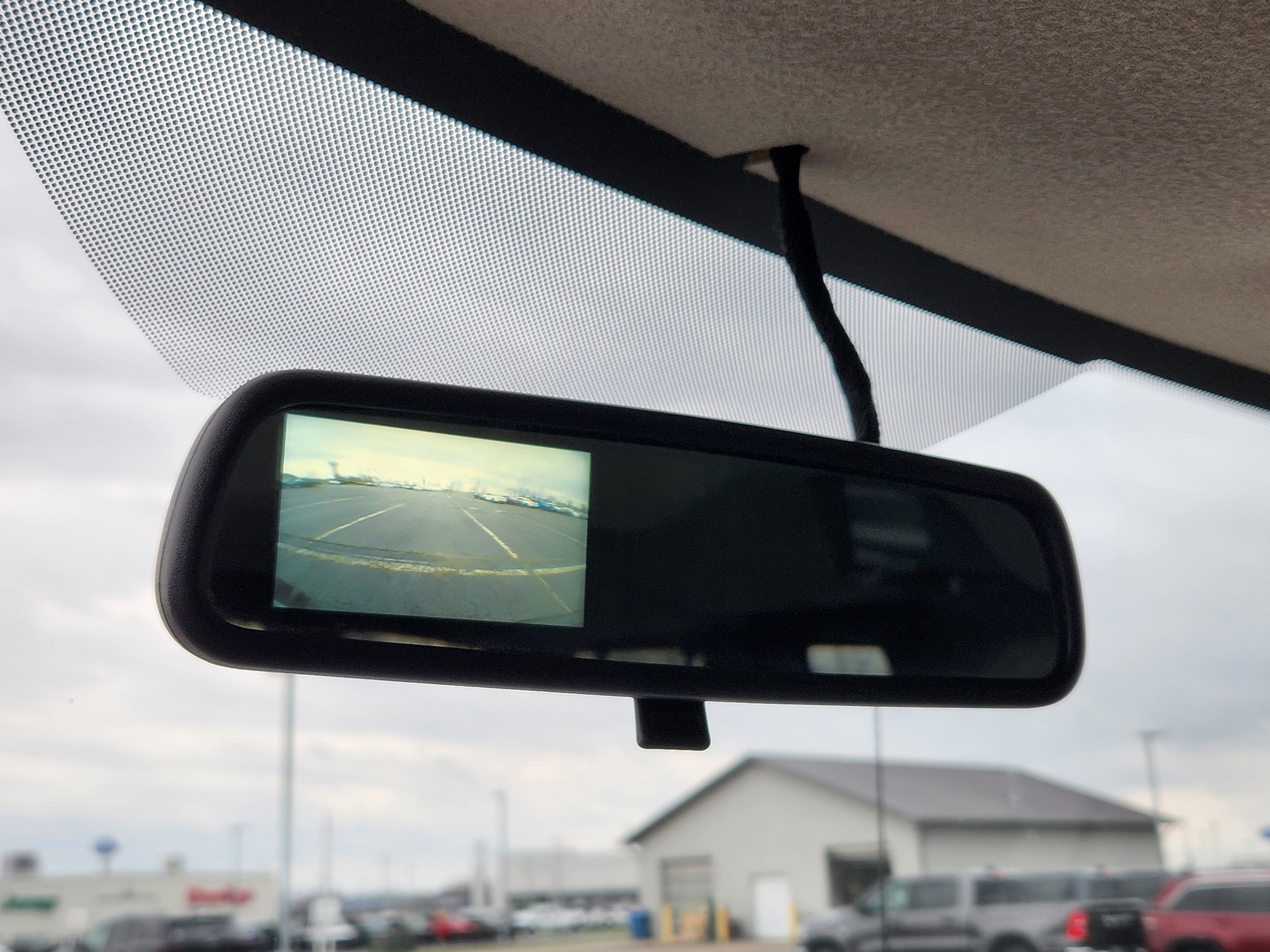 2023 Chevrolet Express Passenger 3500 1LS