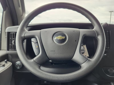 2023 Chevrolet Express Passenger 3500 1LS