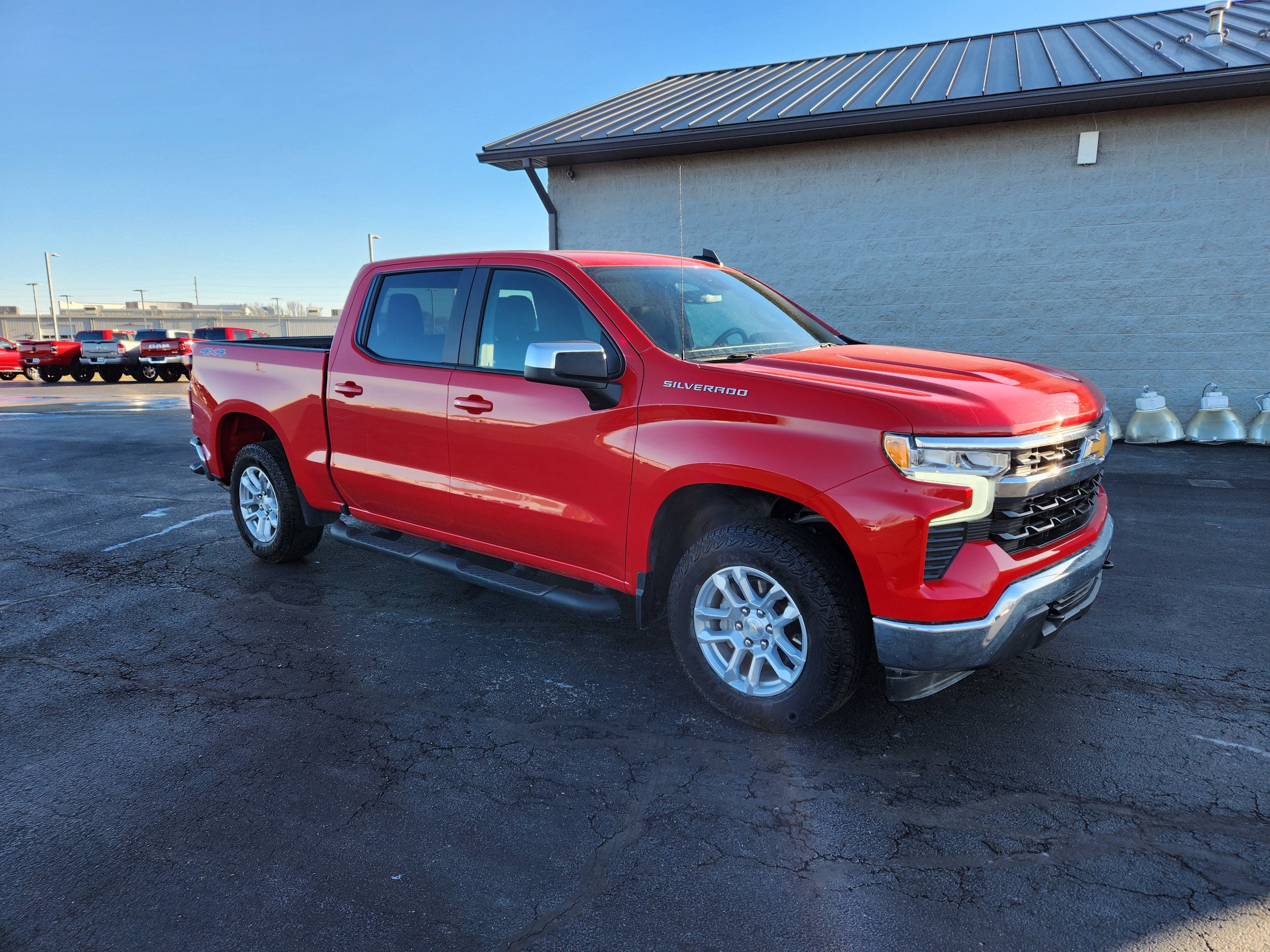 2024 Chevrolet Silverado 1500 LT (2FL)