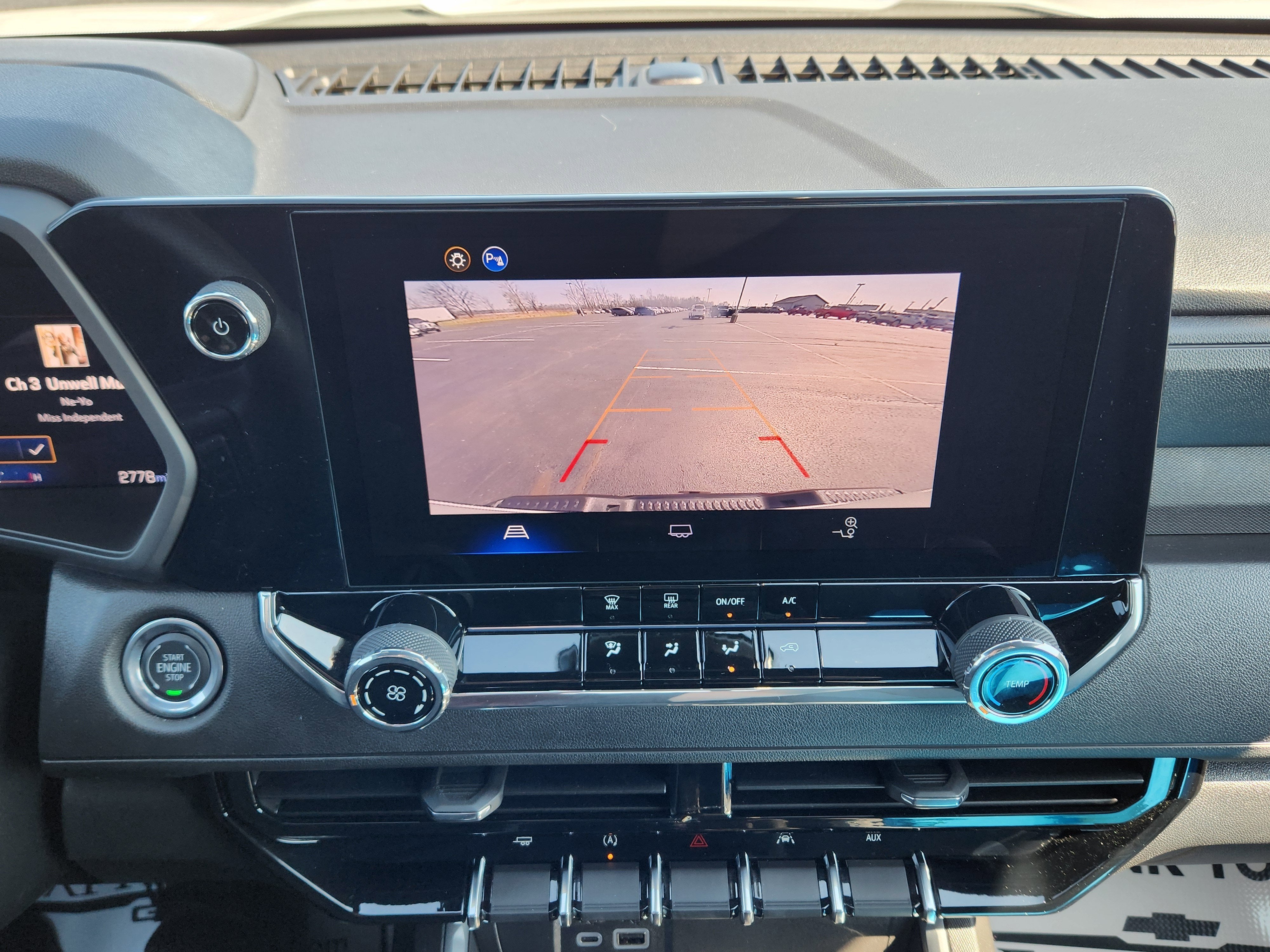 2025 Chevrolet Colorado WT/LT