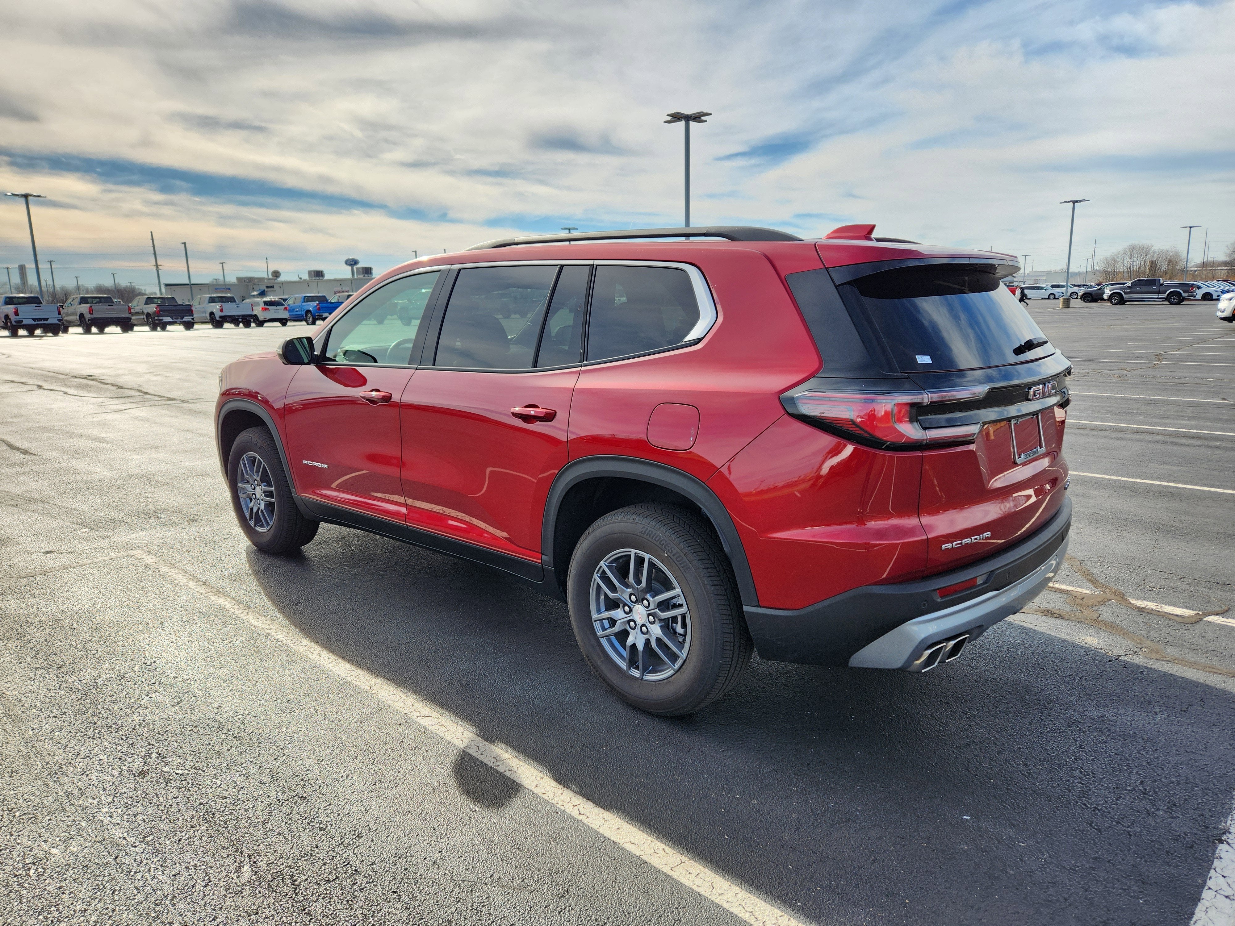 2025 GMC Acadia Elevation