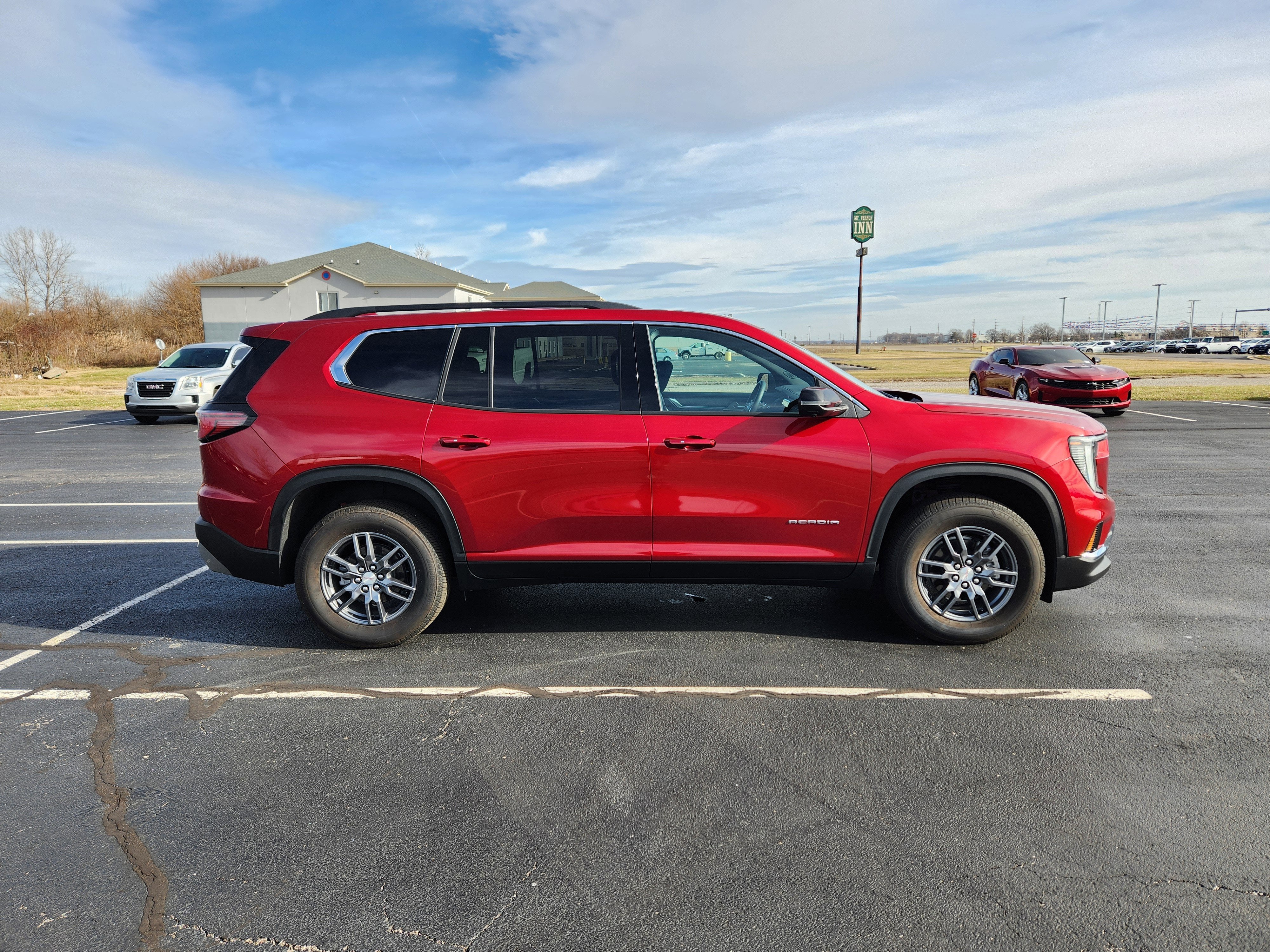 2025 GMC Acadia Elevation