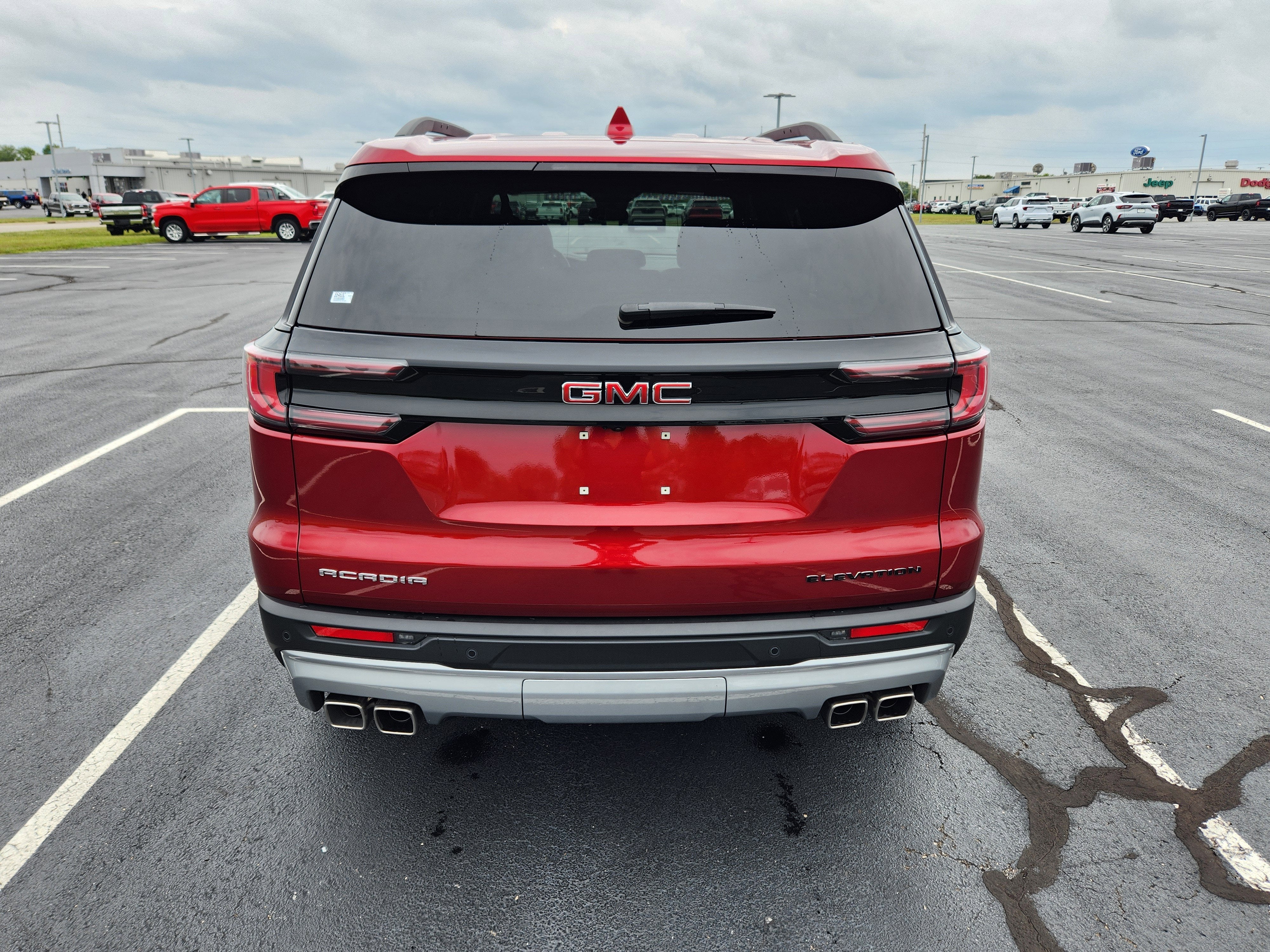 2025 GMC Acadia Elevation