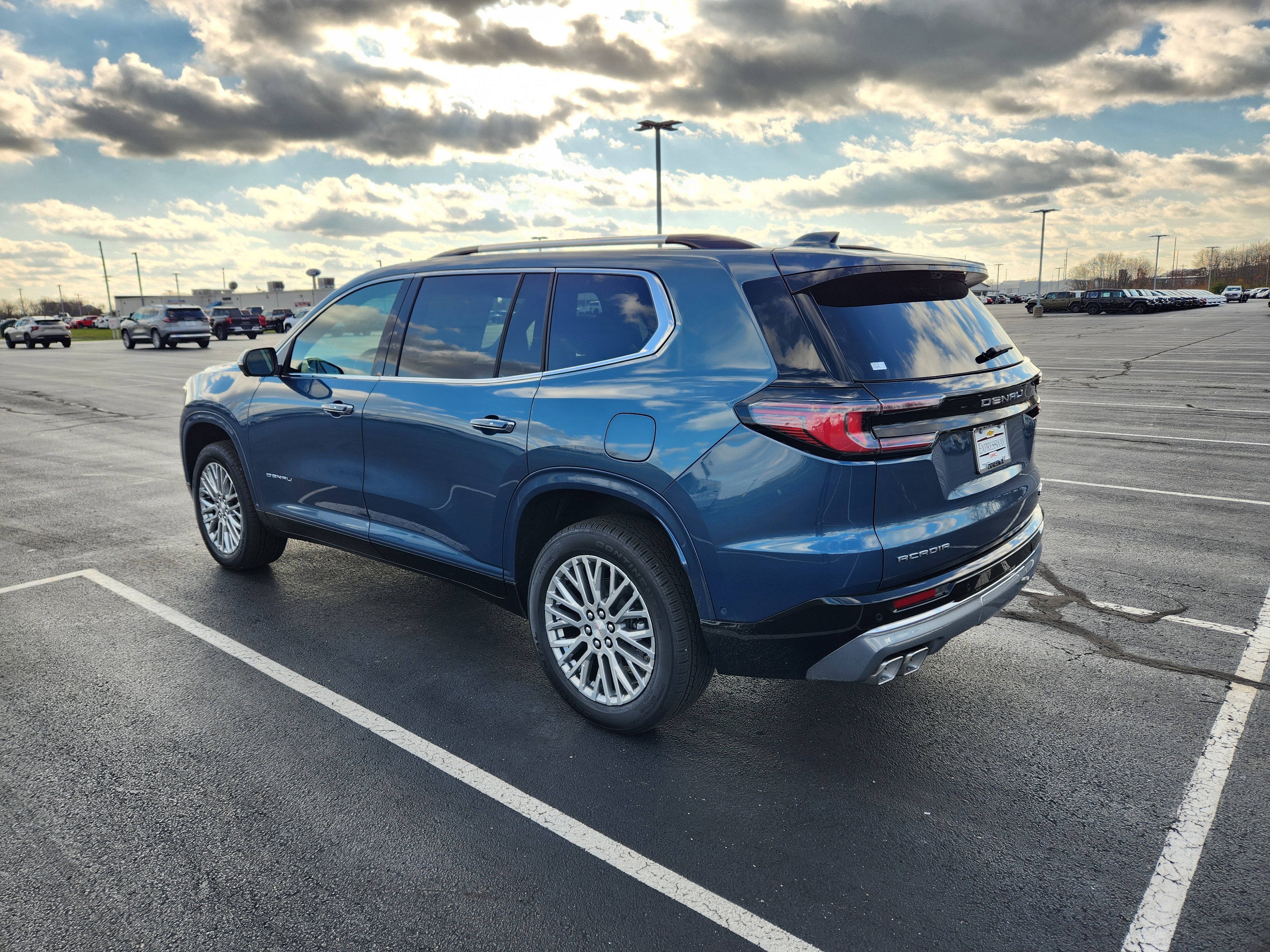 2026 GMC Acadia Denali