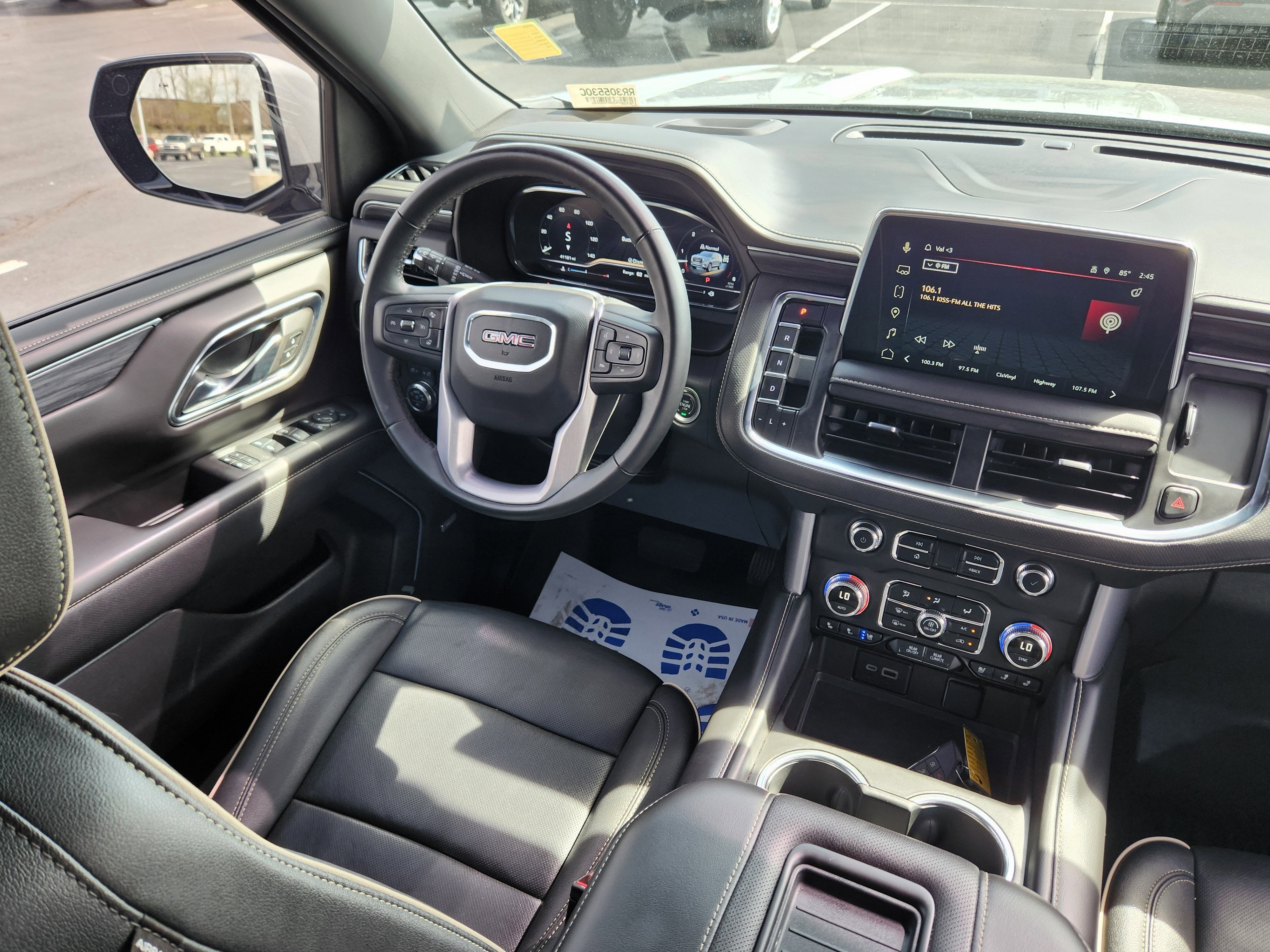2024 GMC Yukon SLT