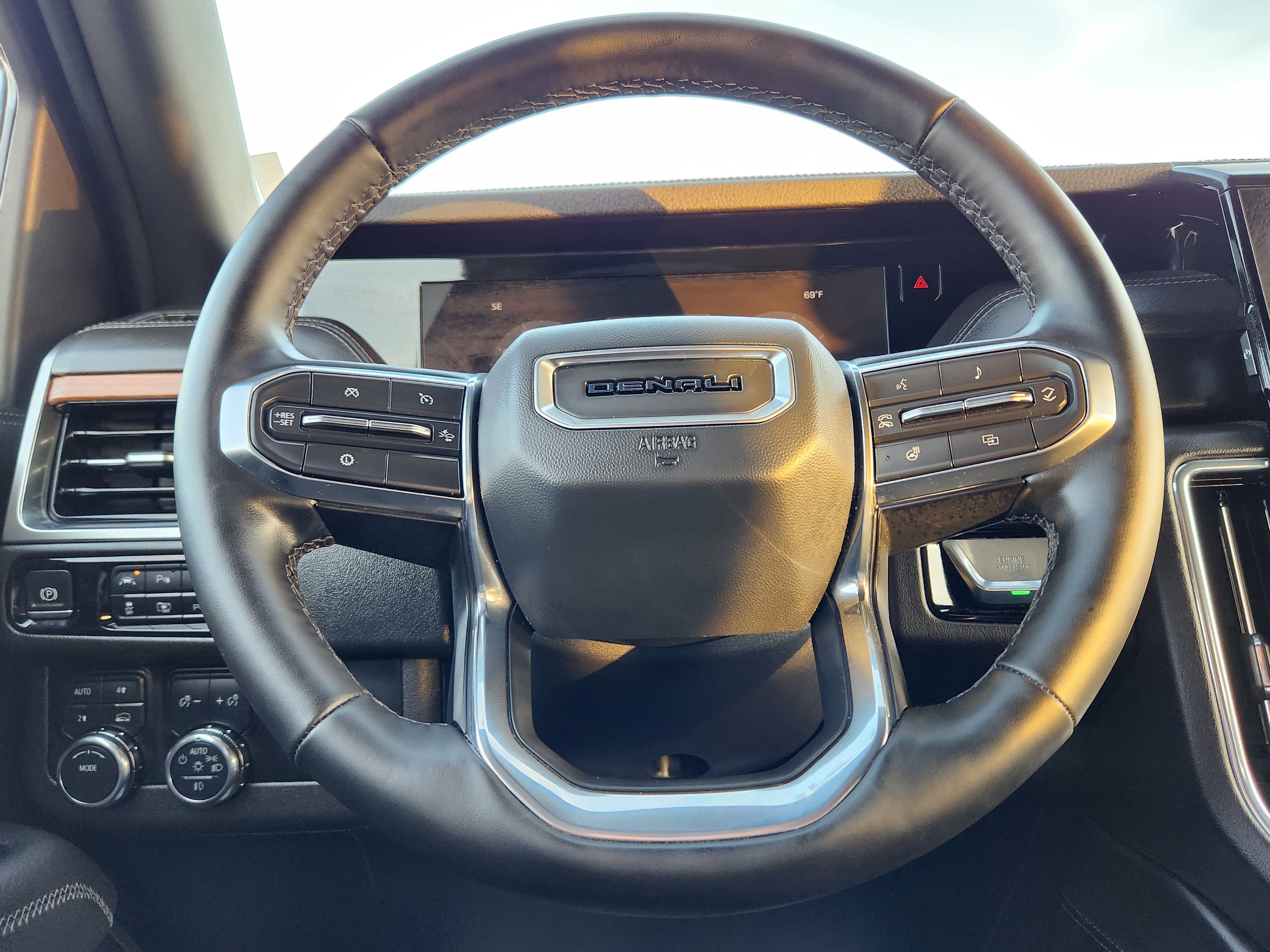 2025 GMC Yukon Denali