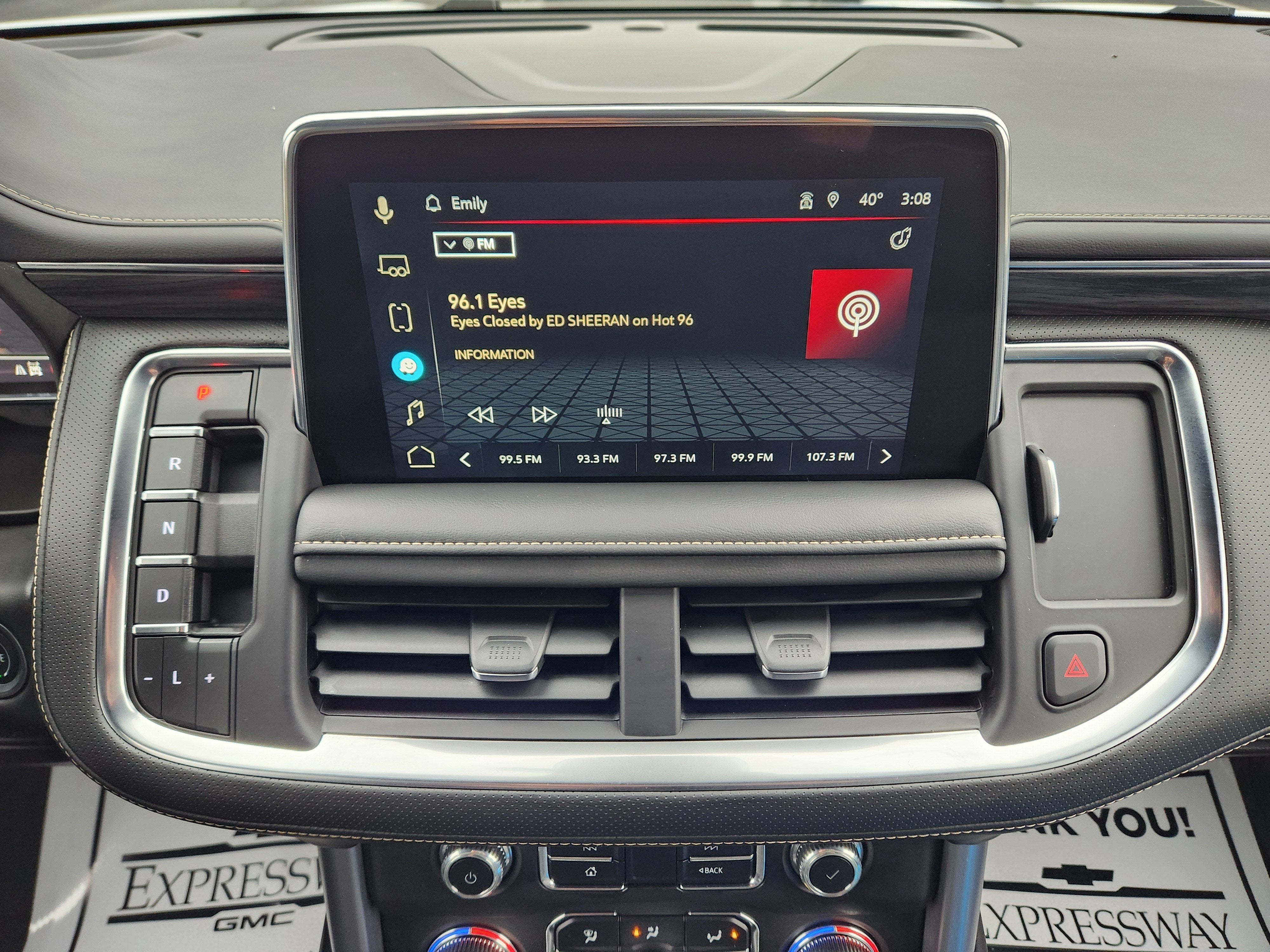 2023 GMC Yukon XL SLT