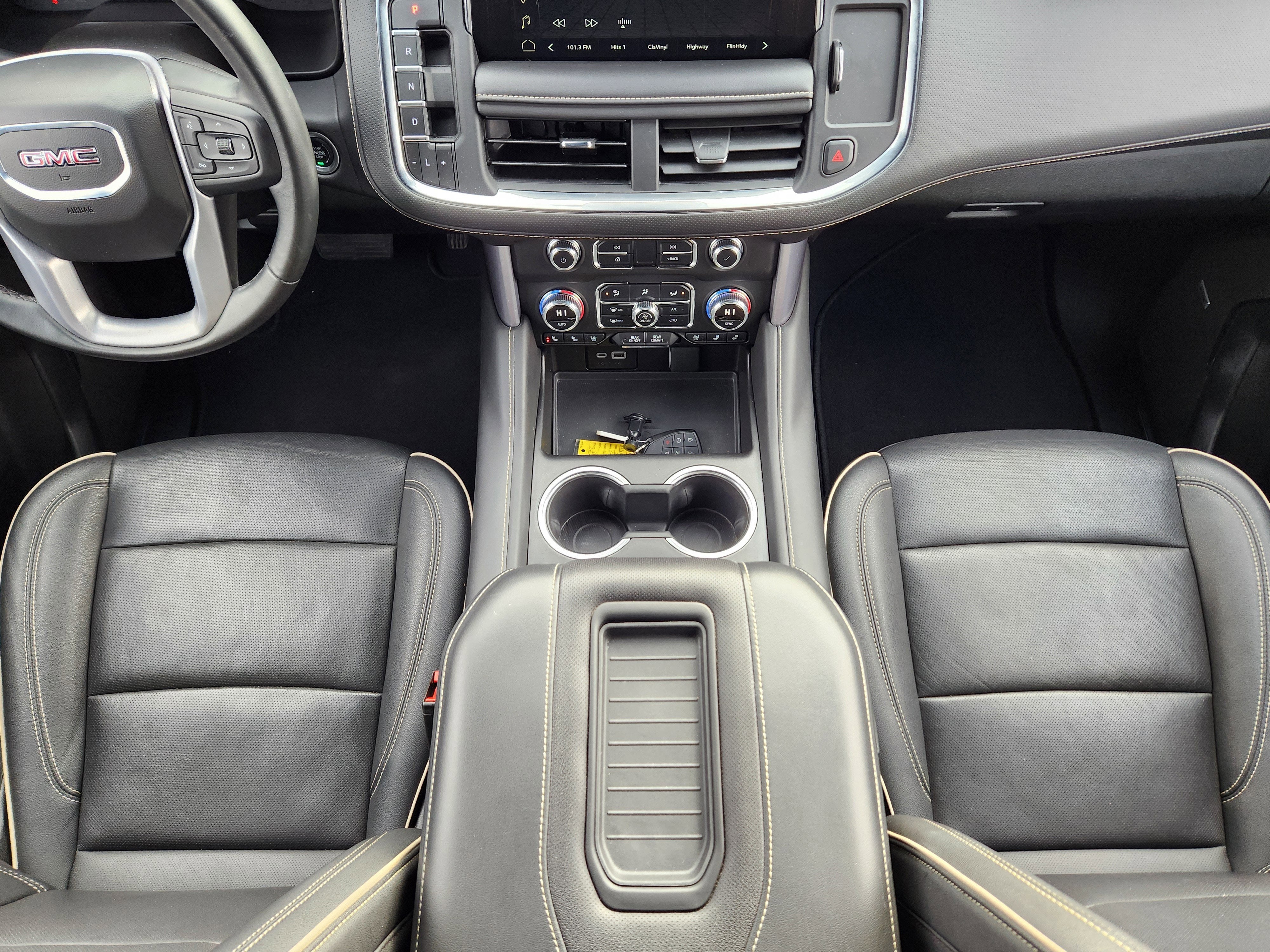 2024 GMC Yukon XL SLT