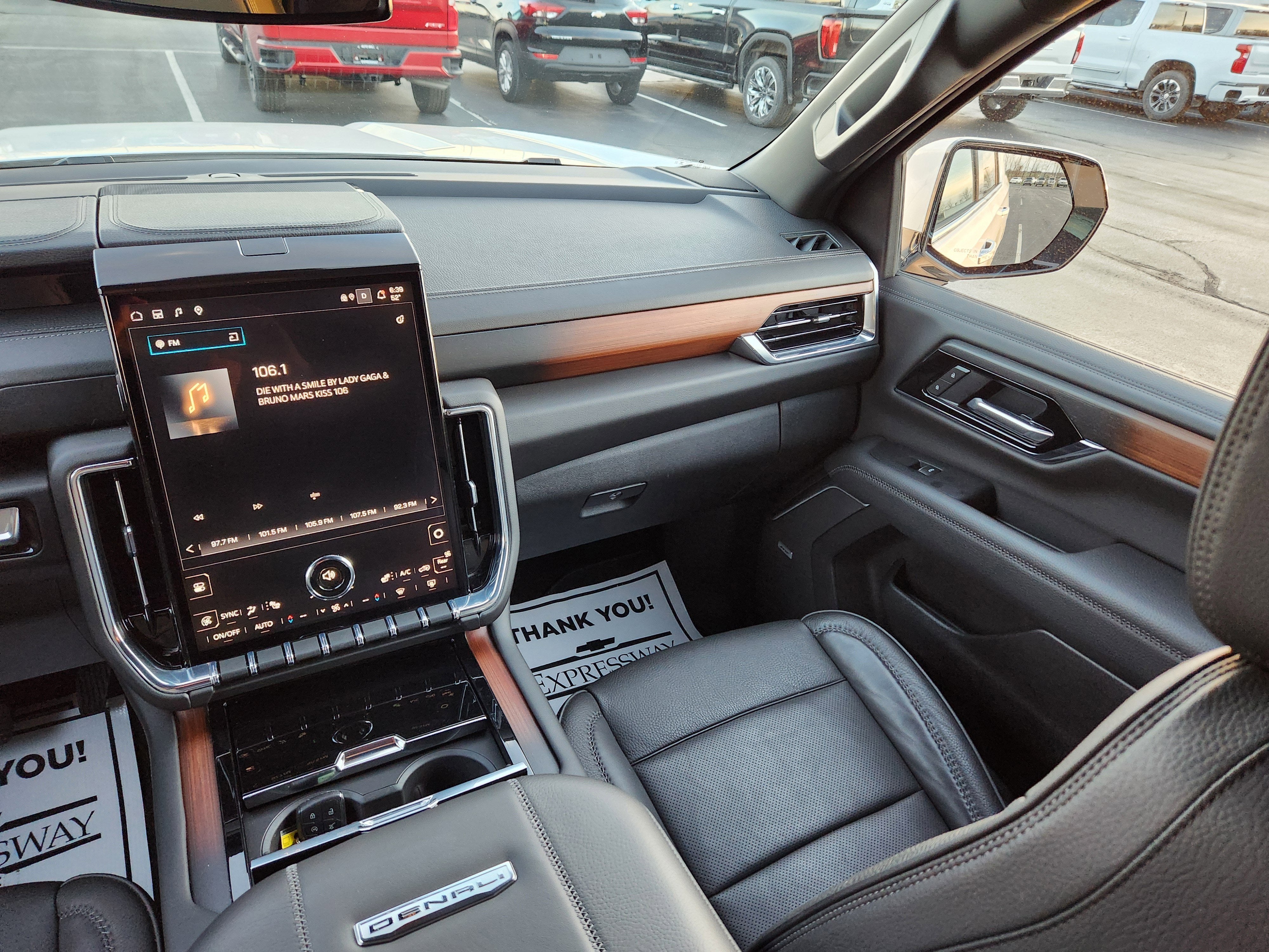 2025 GMC Yukon XL Denali