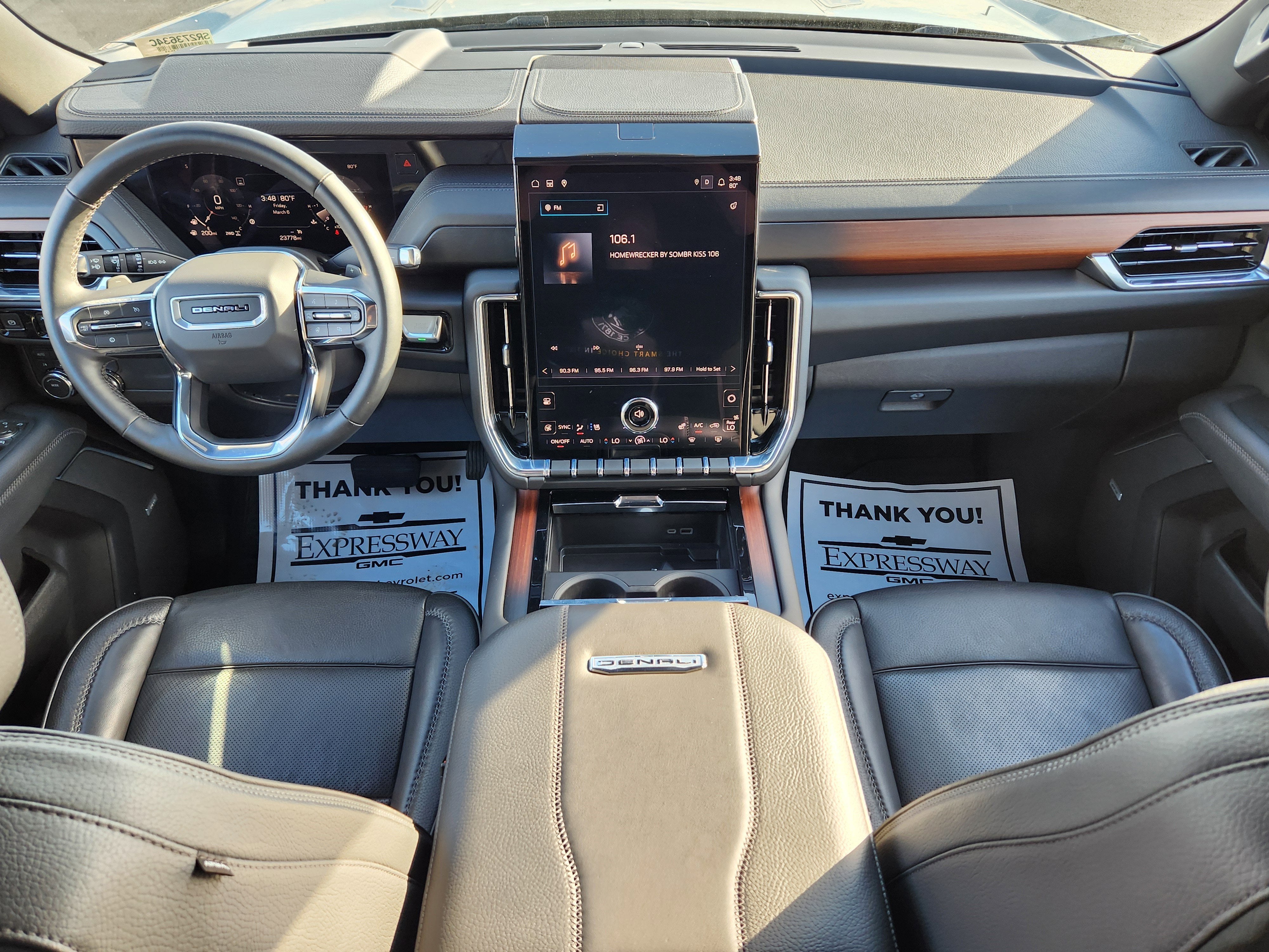 2025 GMC Yukon XL Denali